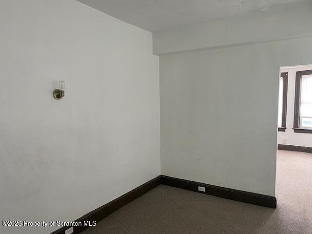 320 Pittston Avenue Unit: 2nd fl