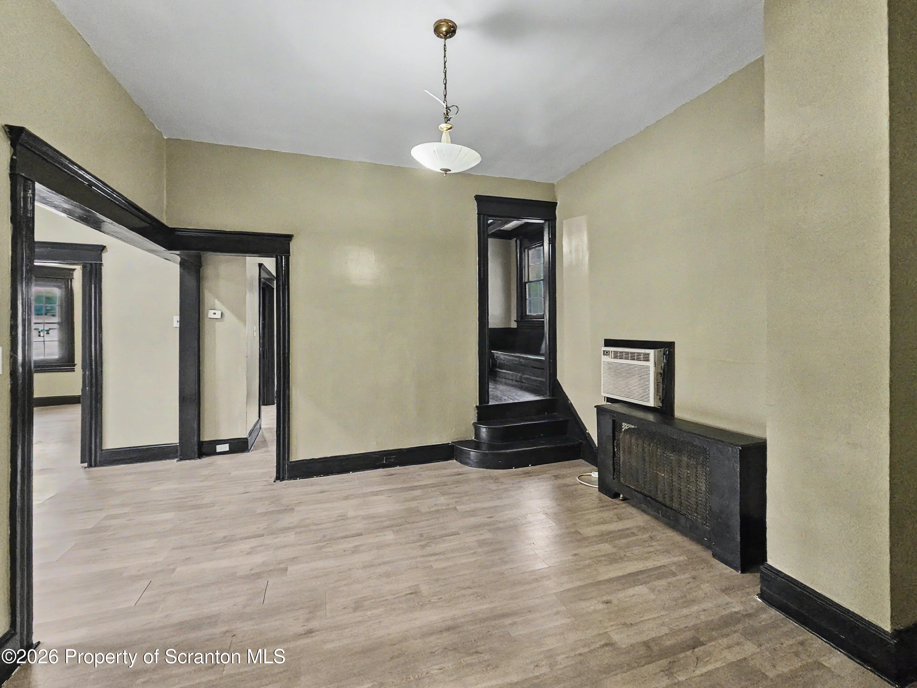 211 Grant Street