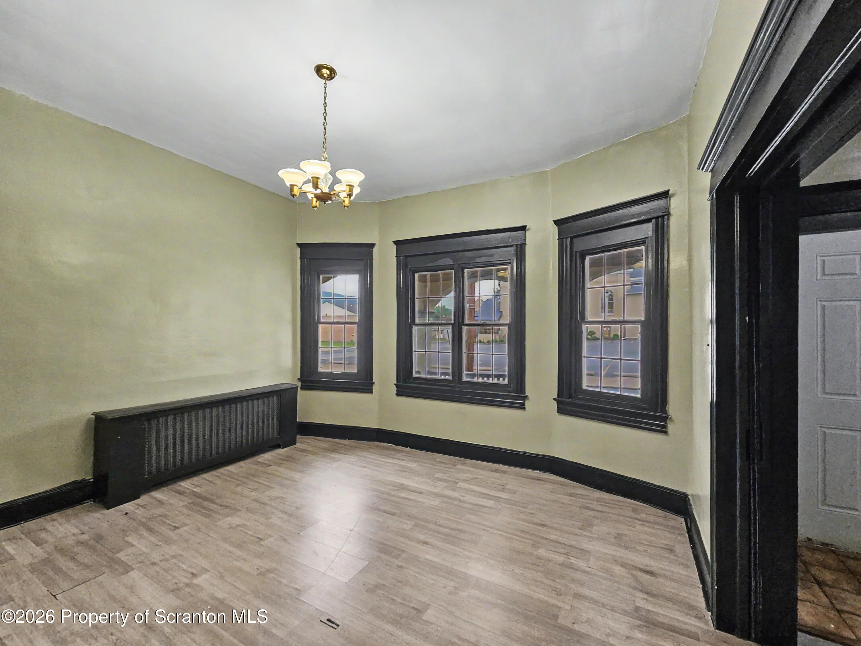 211 Grant Street