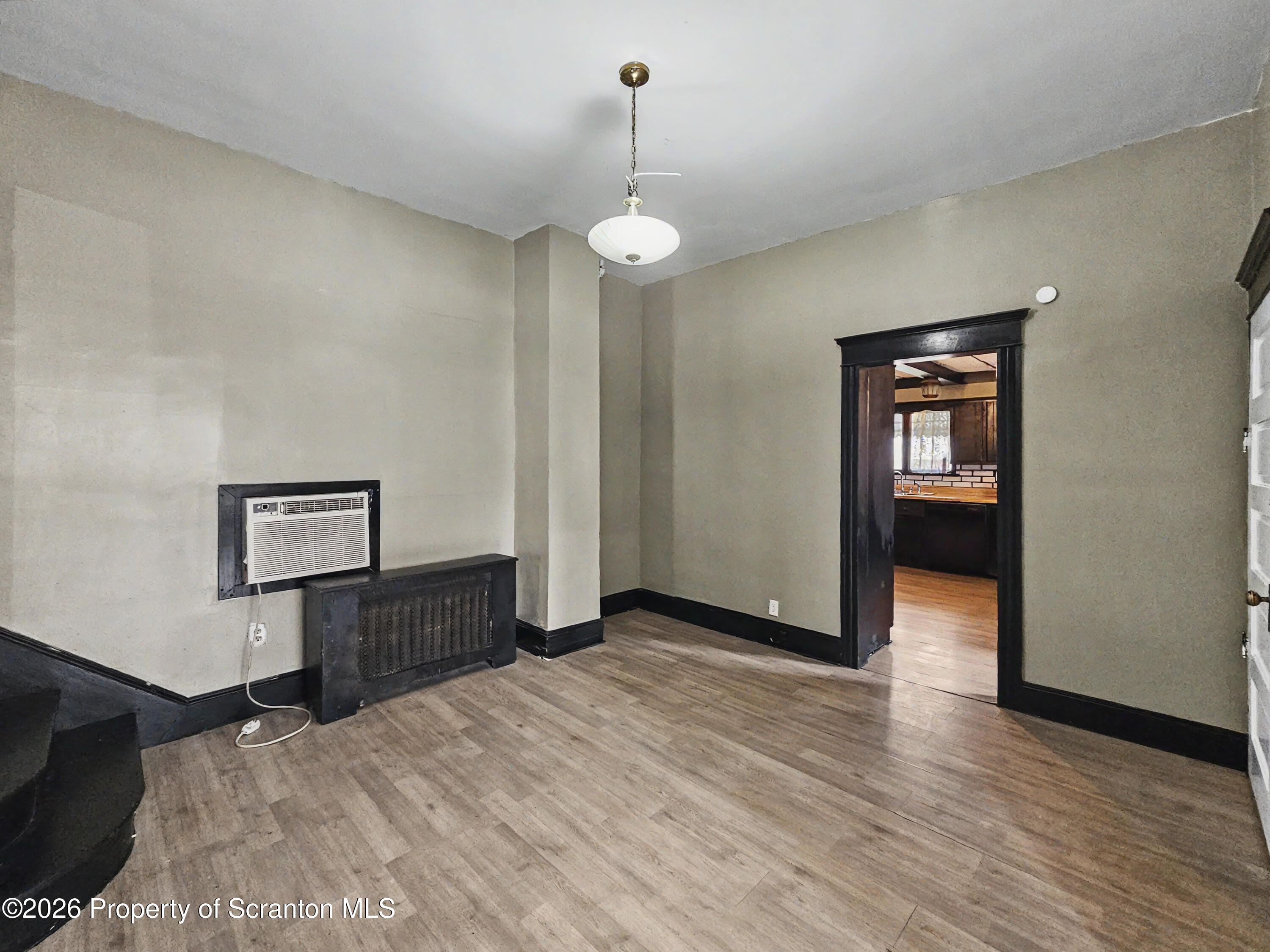 211 Grant Street