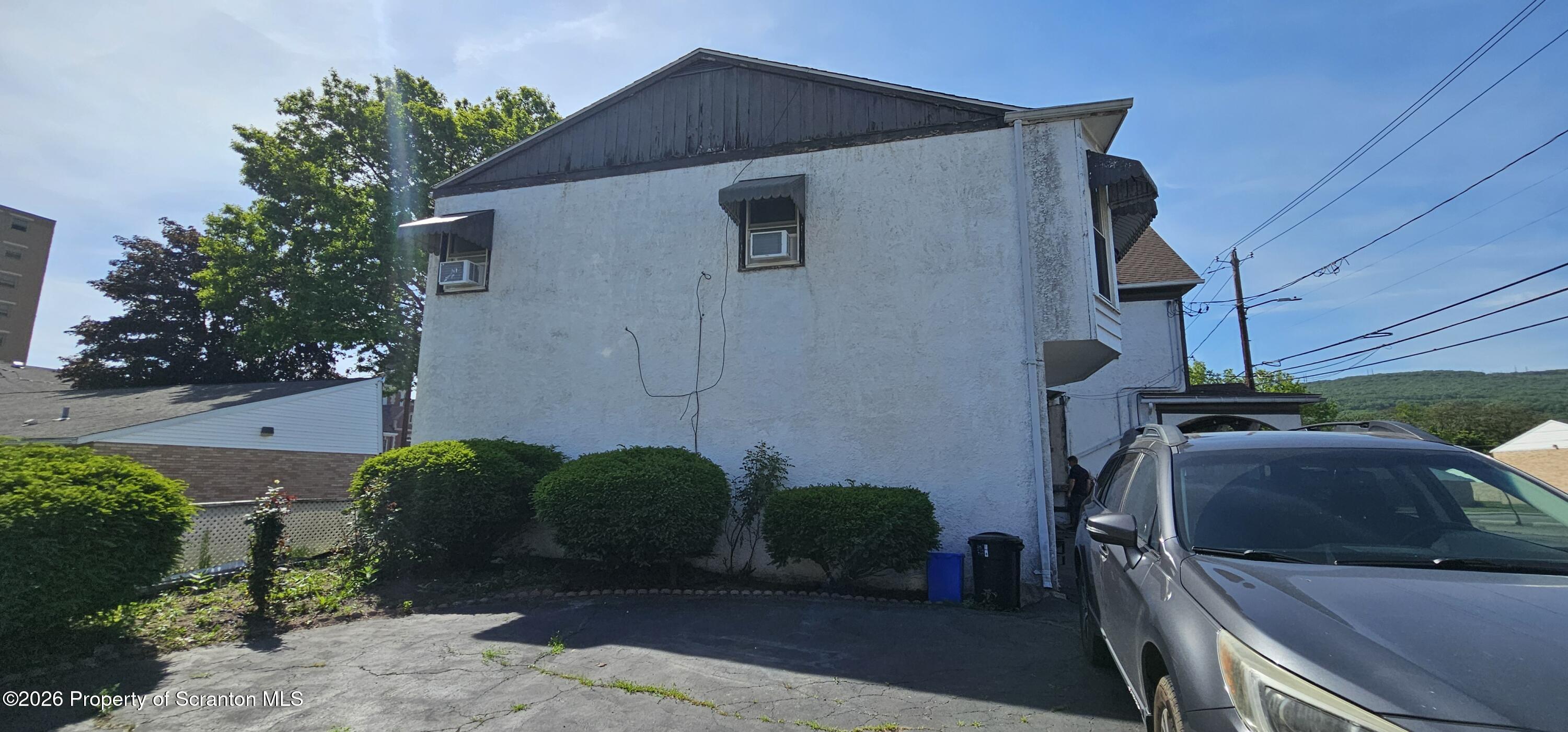 211 Grant Street