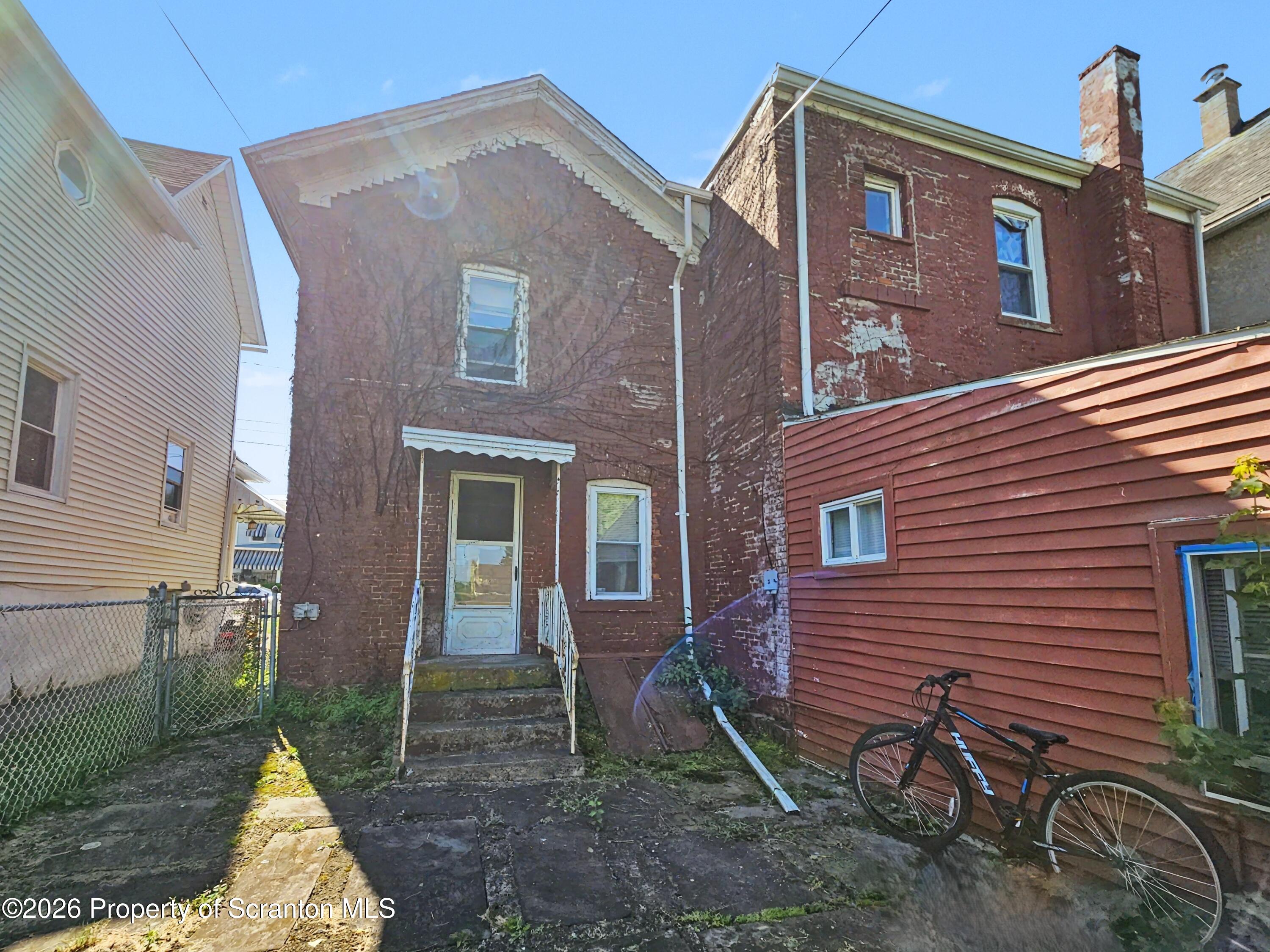 1019 N Irving Avenue Unit: 1