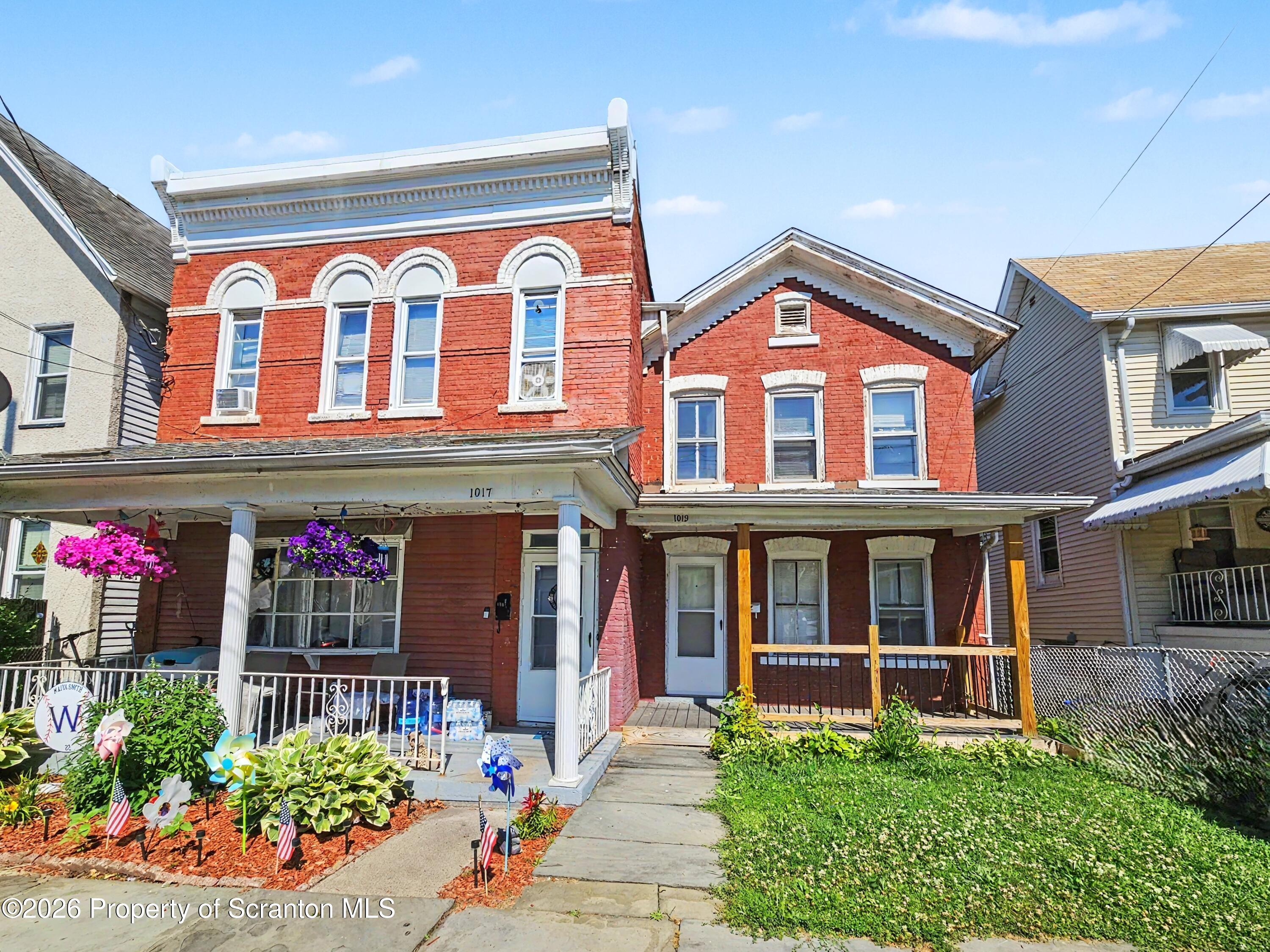 1019 N Irving Avenue Unit: 1