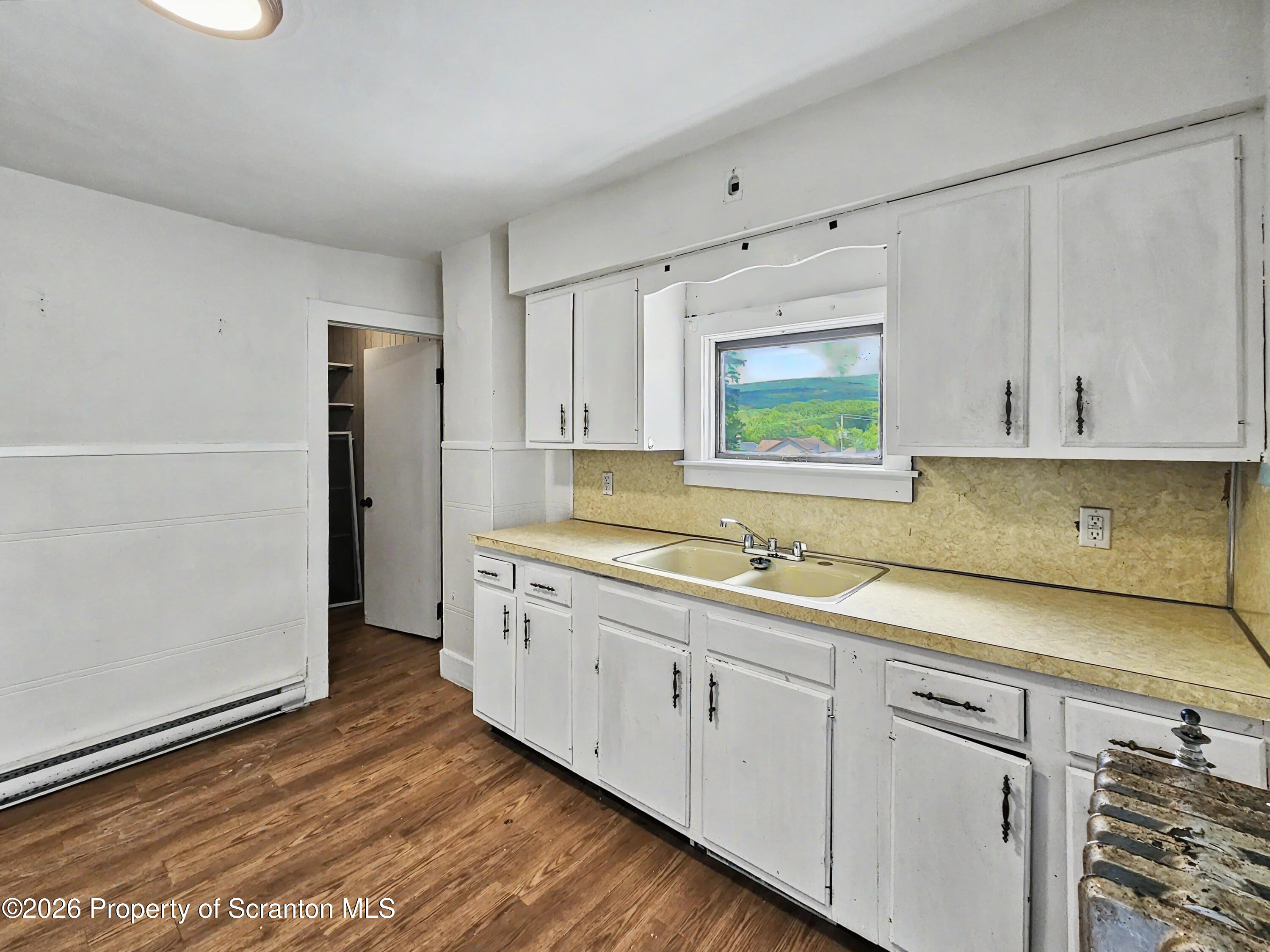 310 21st Avenue Unit: 2nd Fl