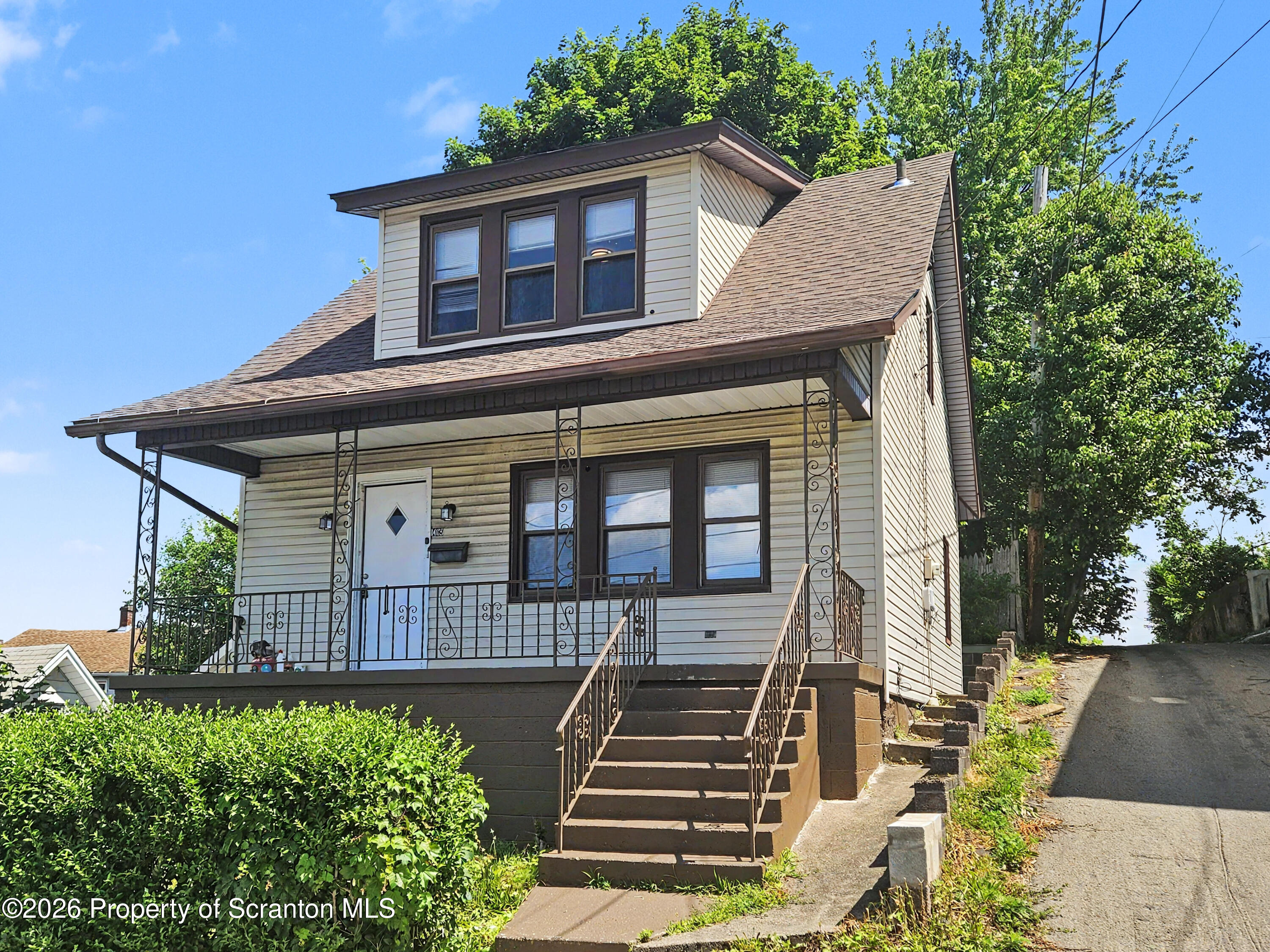 405 Fig Street