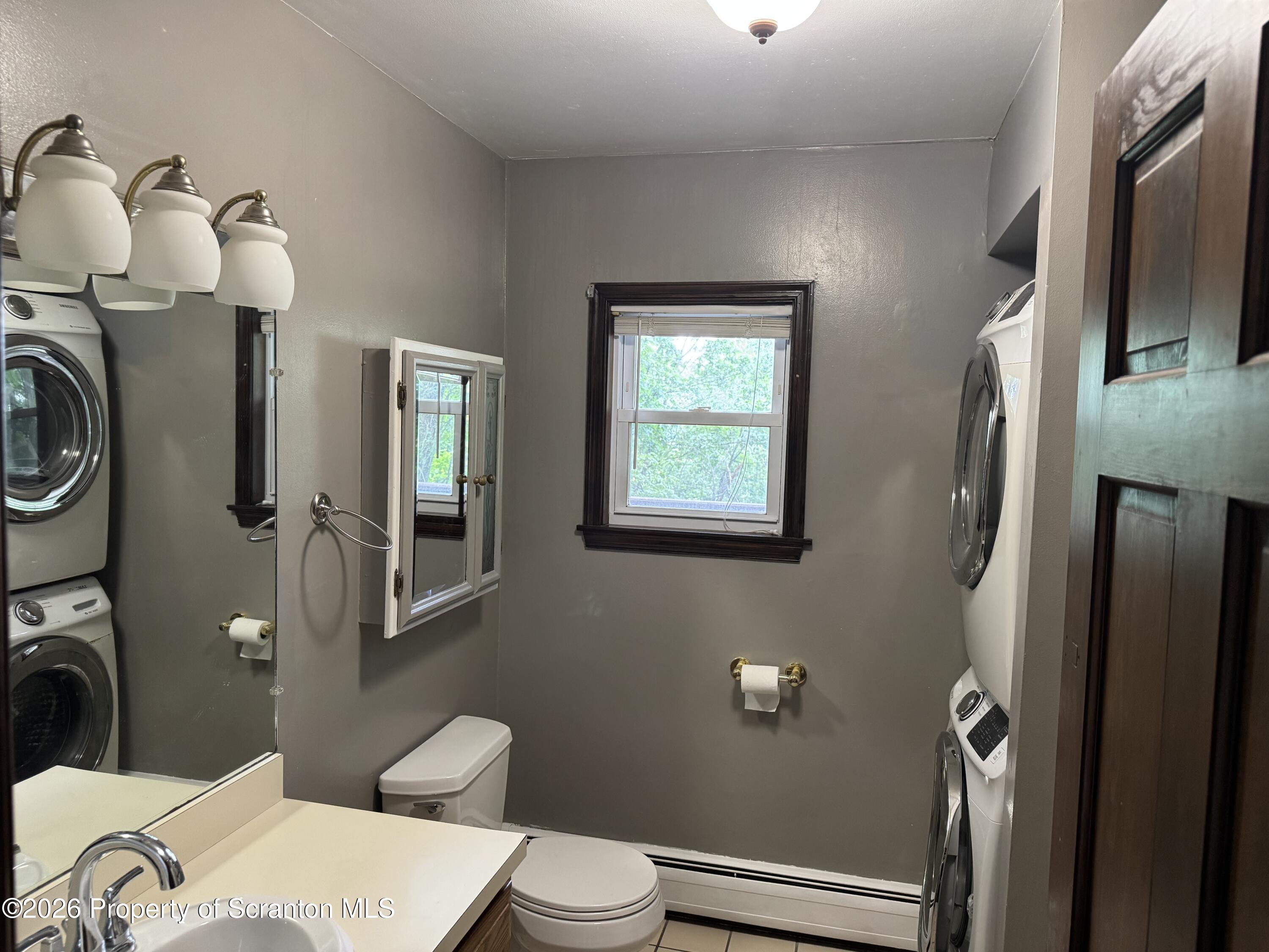 23 E Mountain Road Unit: A