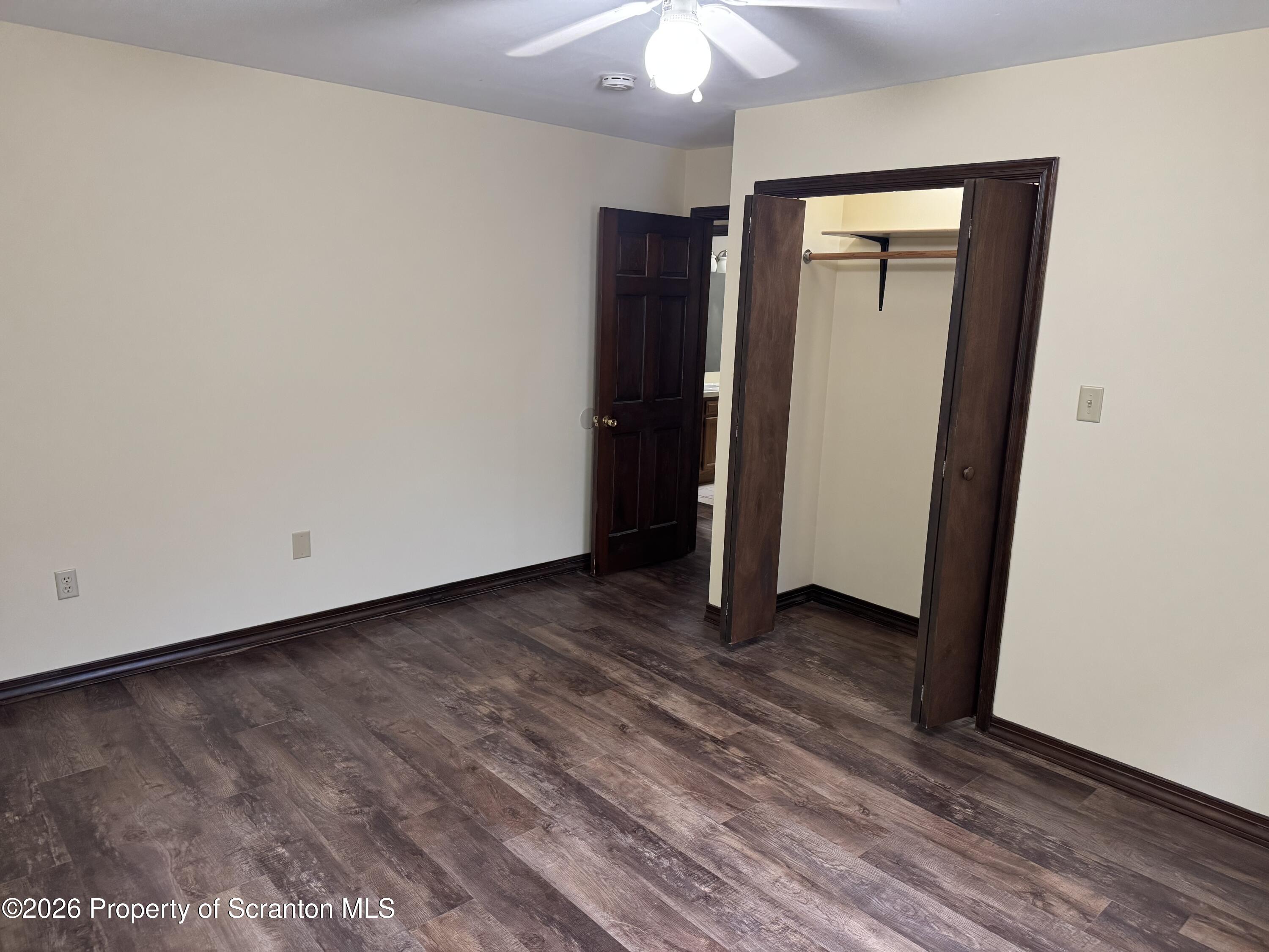 23 E Mountain Road Unit: A