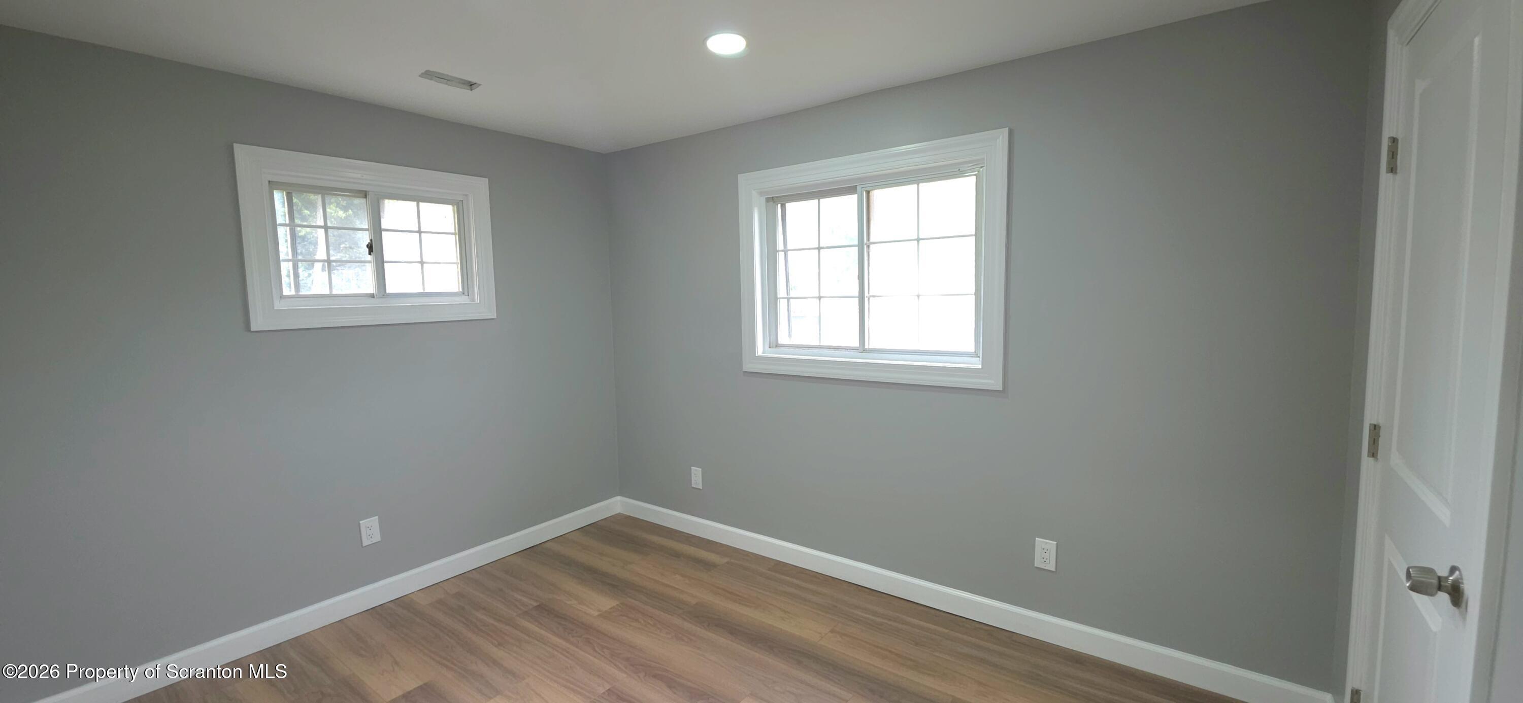 215 S Valley Avenue Unit: 2nd Fl