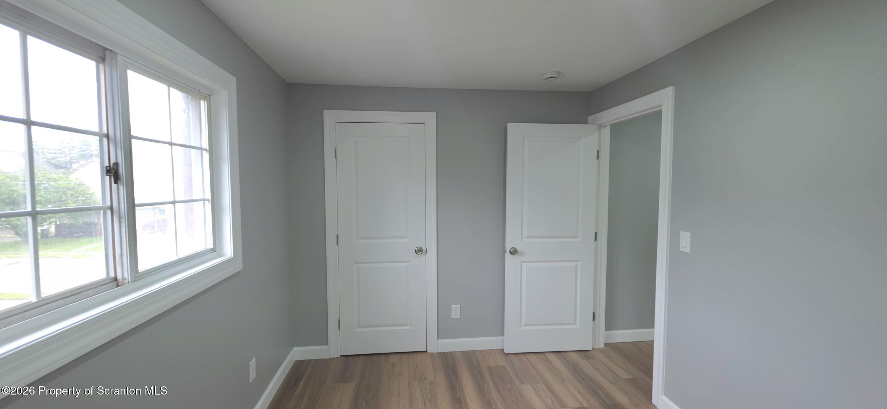 215 S Valley Avenue Unit: 2nd Fl
