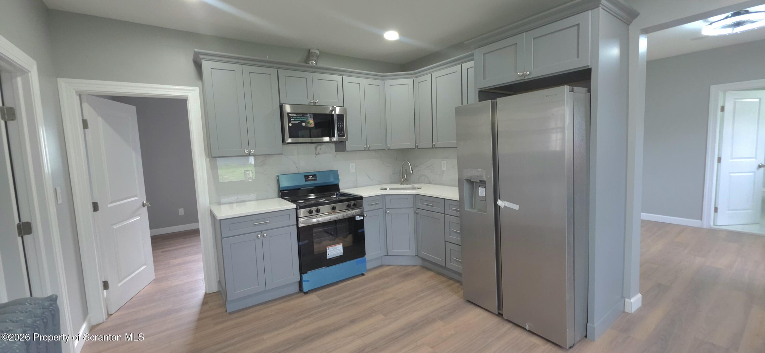 215 S Valley Avenue Unit: 1st Fl