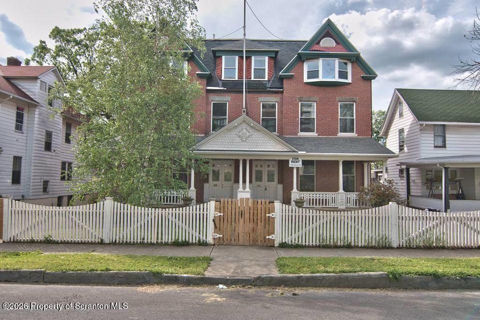 533 Quincy Avenue