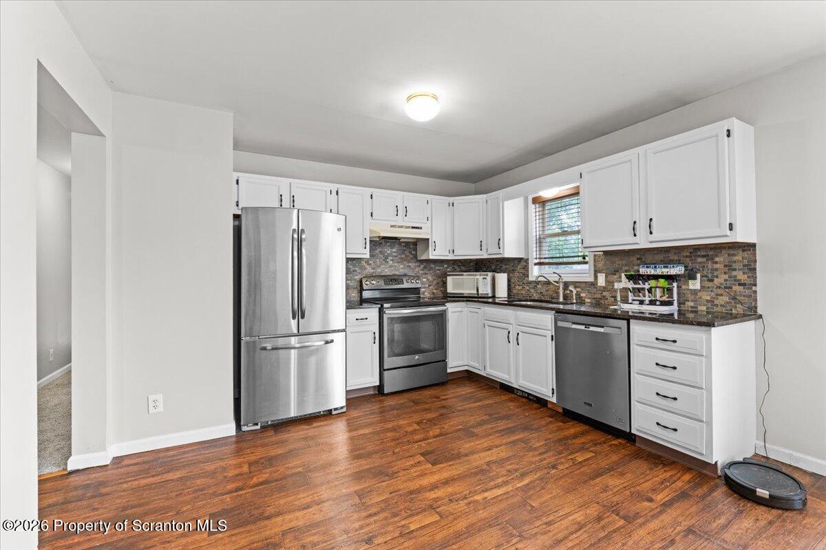 3 Jeanne Drive