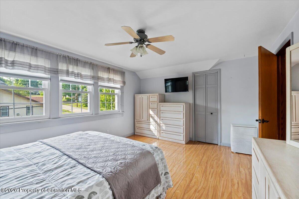 214 Lansdowne