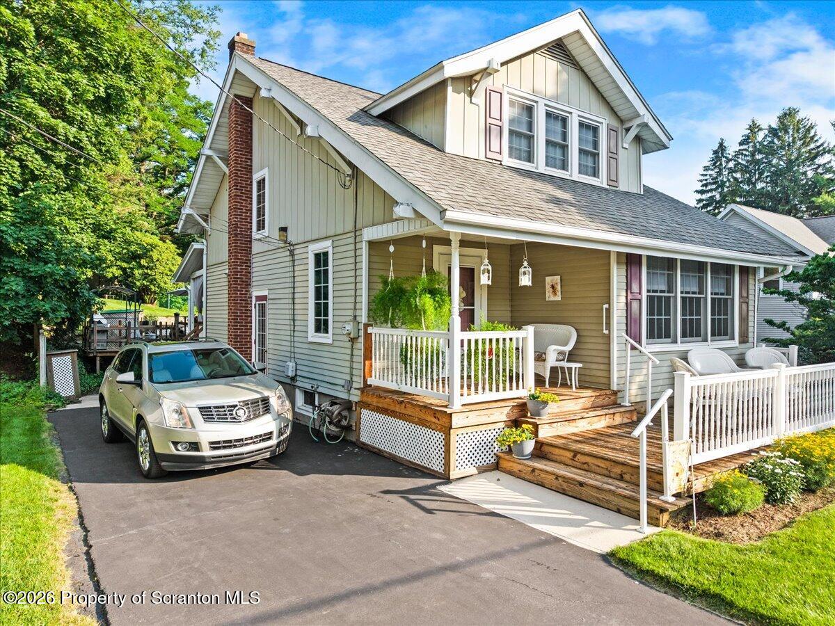 214 Lansdowne
