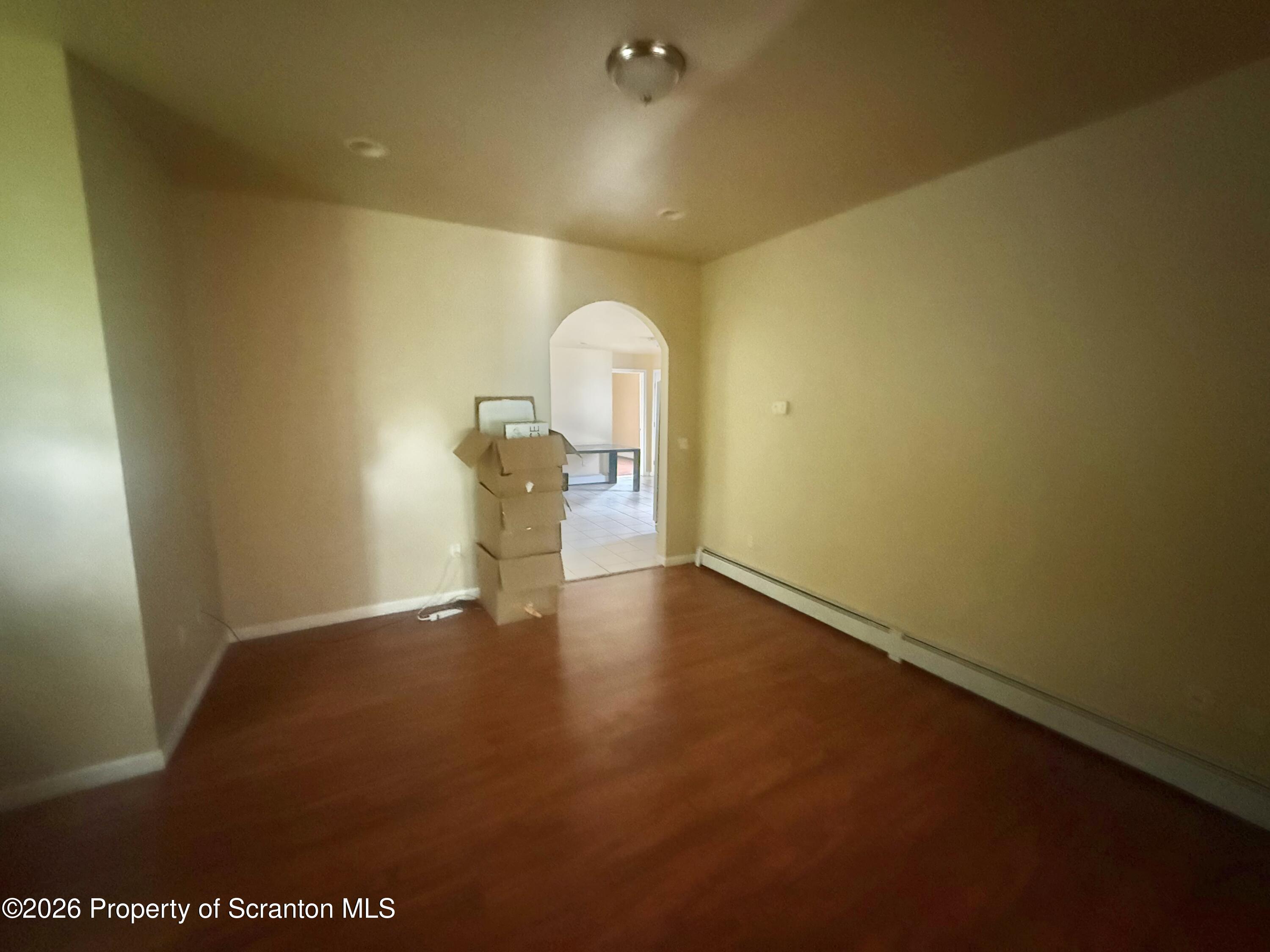 1409 Sanderson Avenue Unit: 1