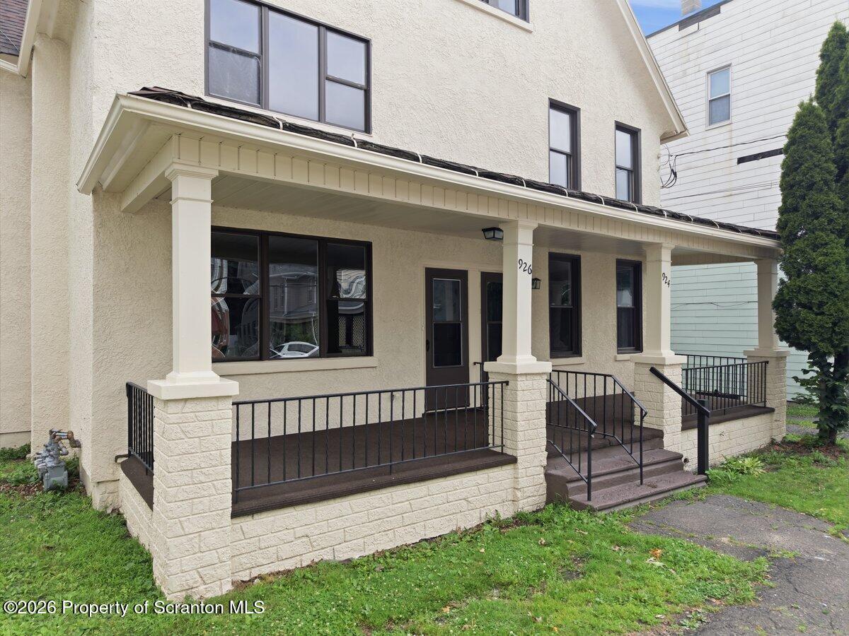 924-926 Green Ridge Street