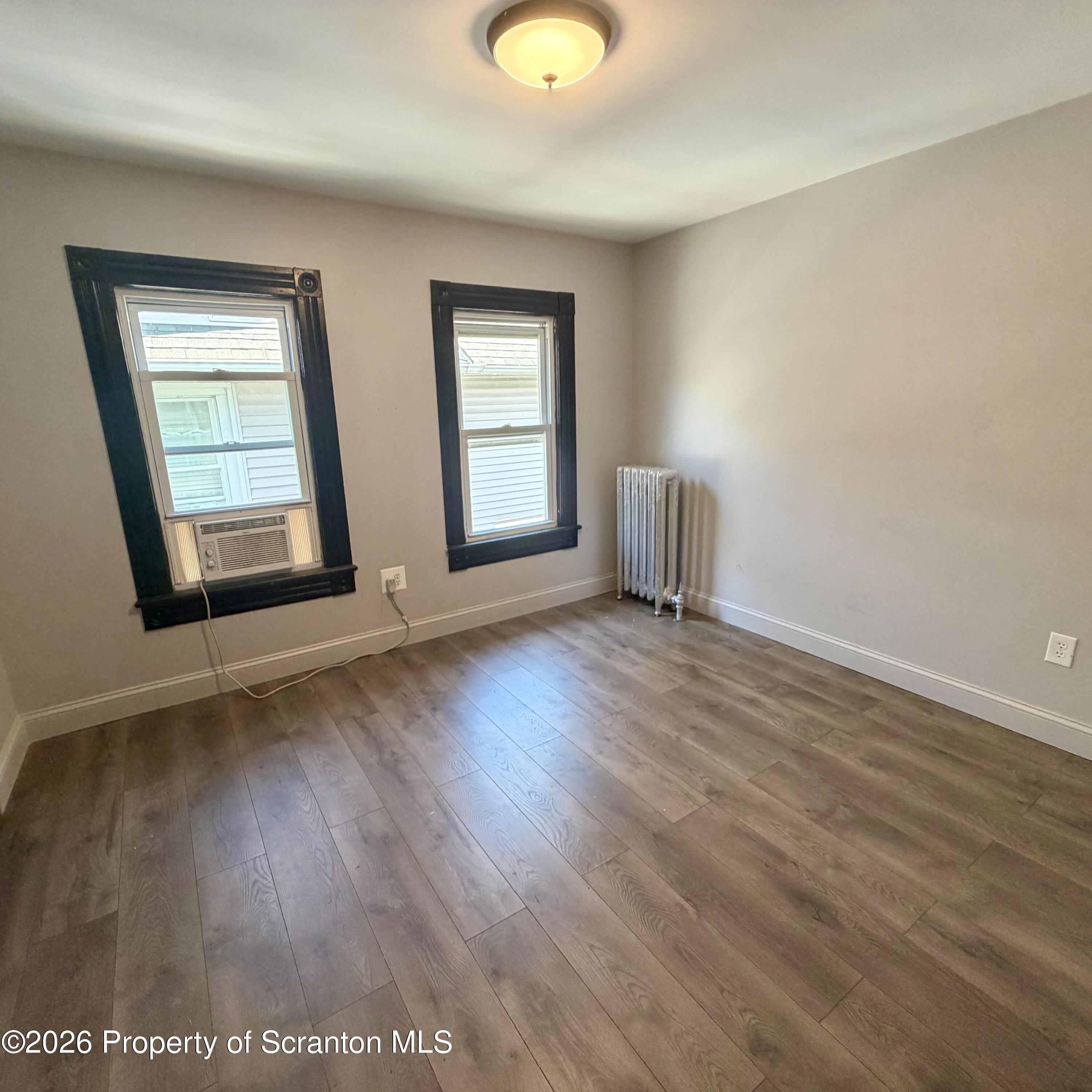 530 Myrtle Street Unit: 1