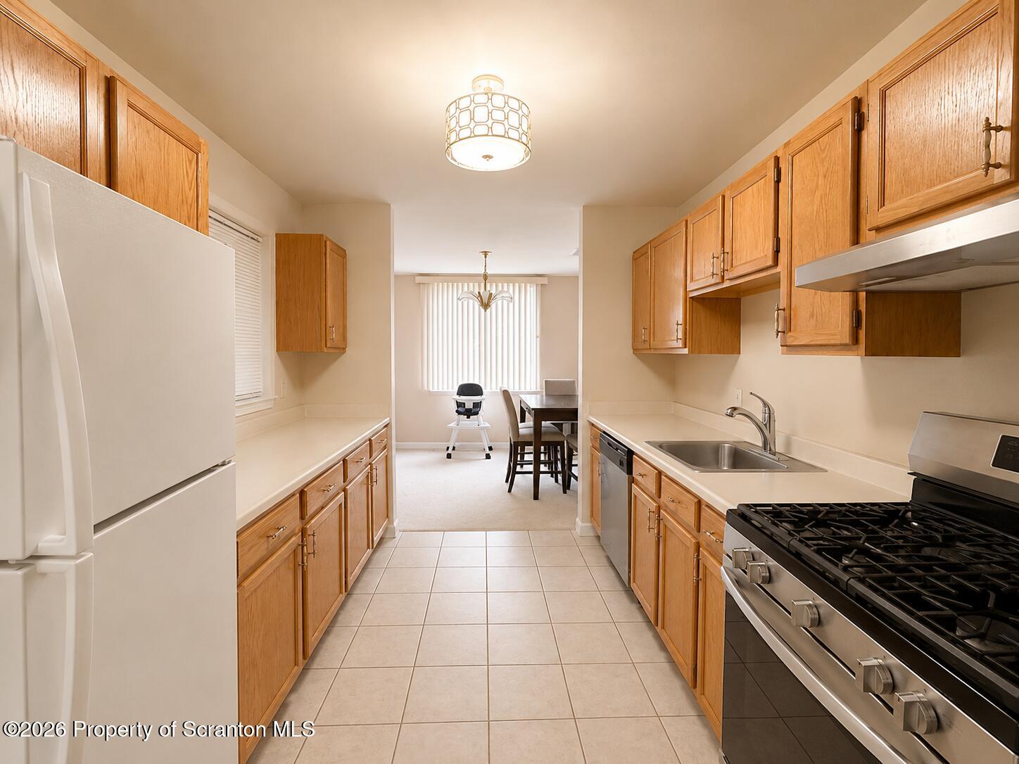 1200 Summit Pointe Drive Unit: 1208