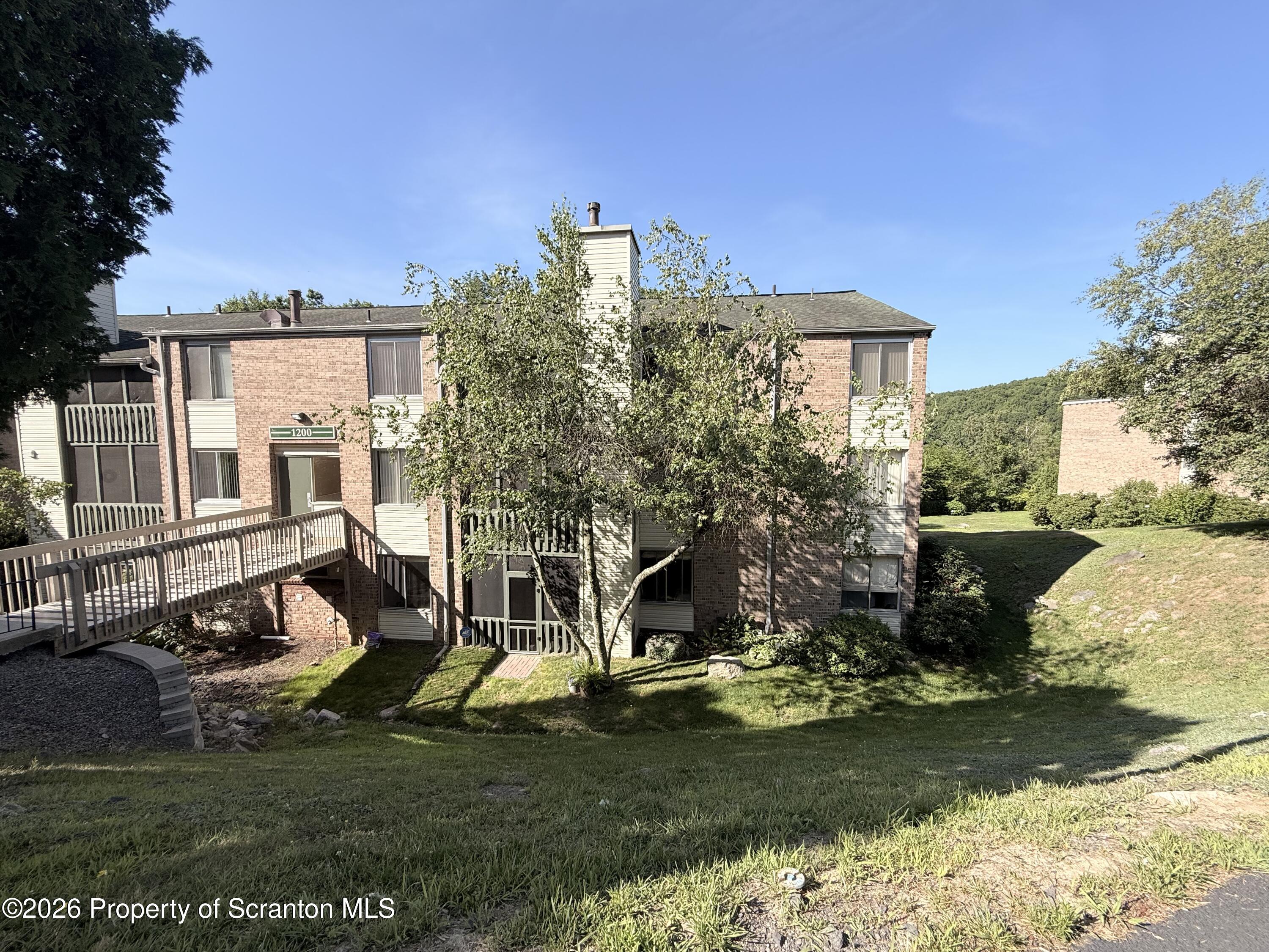 1200 Summit Pointe Drive Unit: 1208