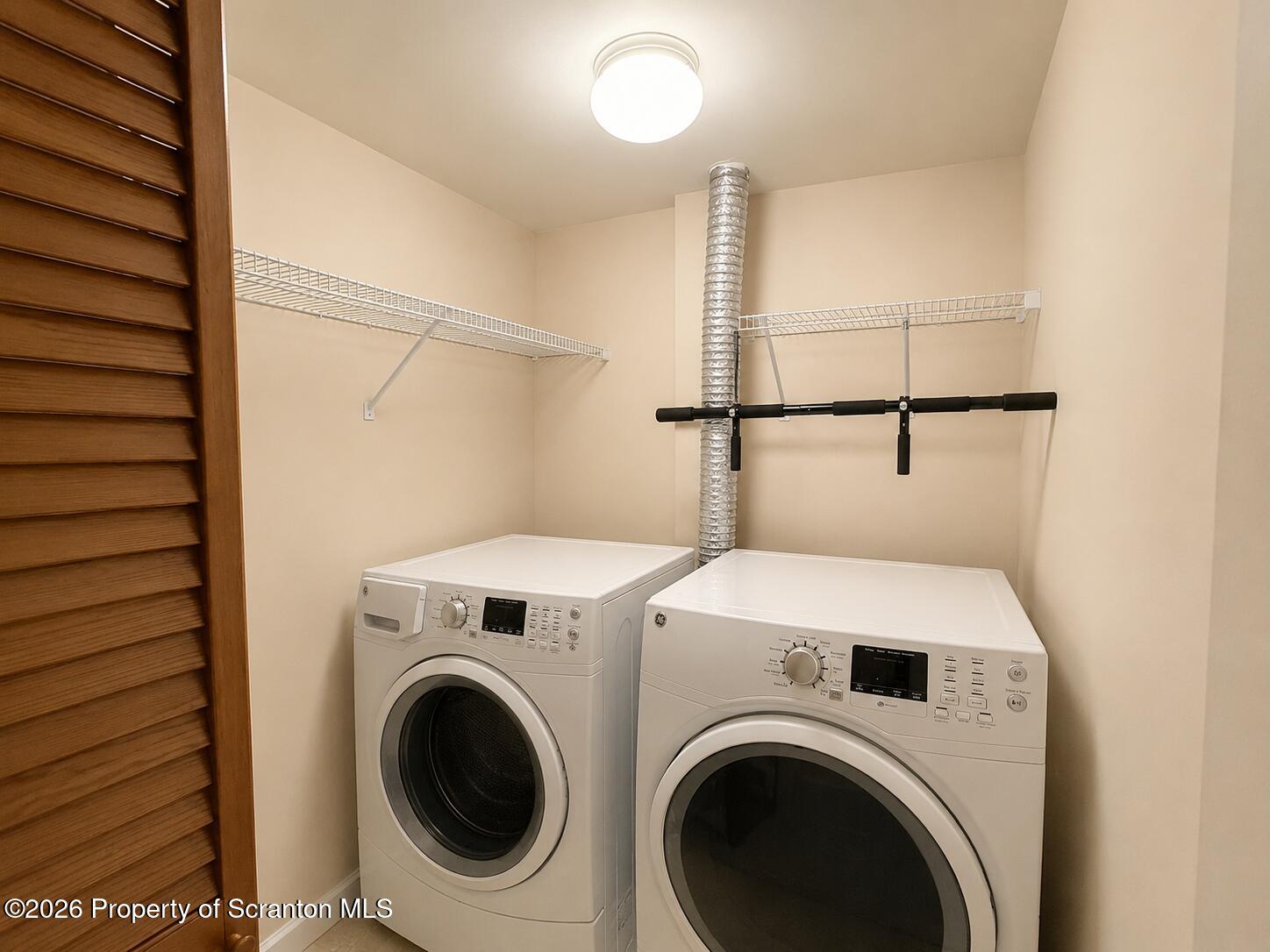 1200 Summit Pointe Drive Unit: 1208