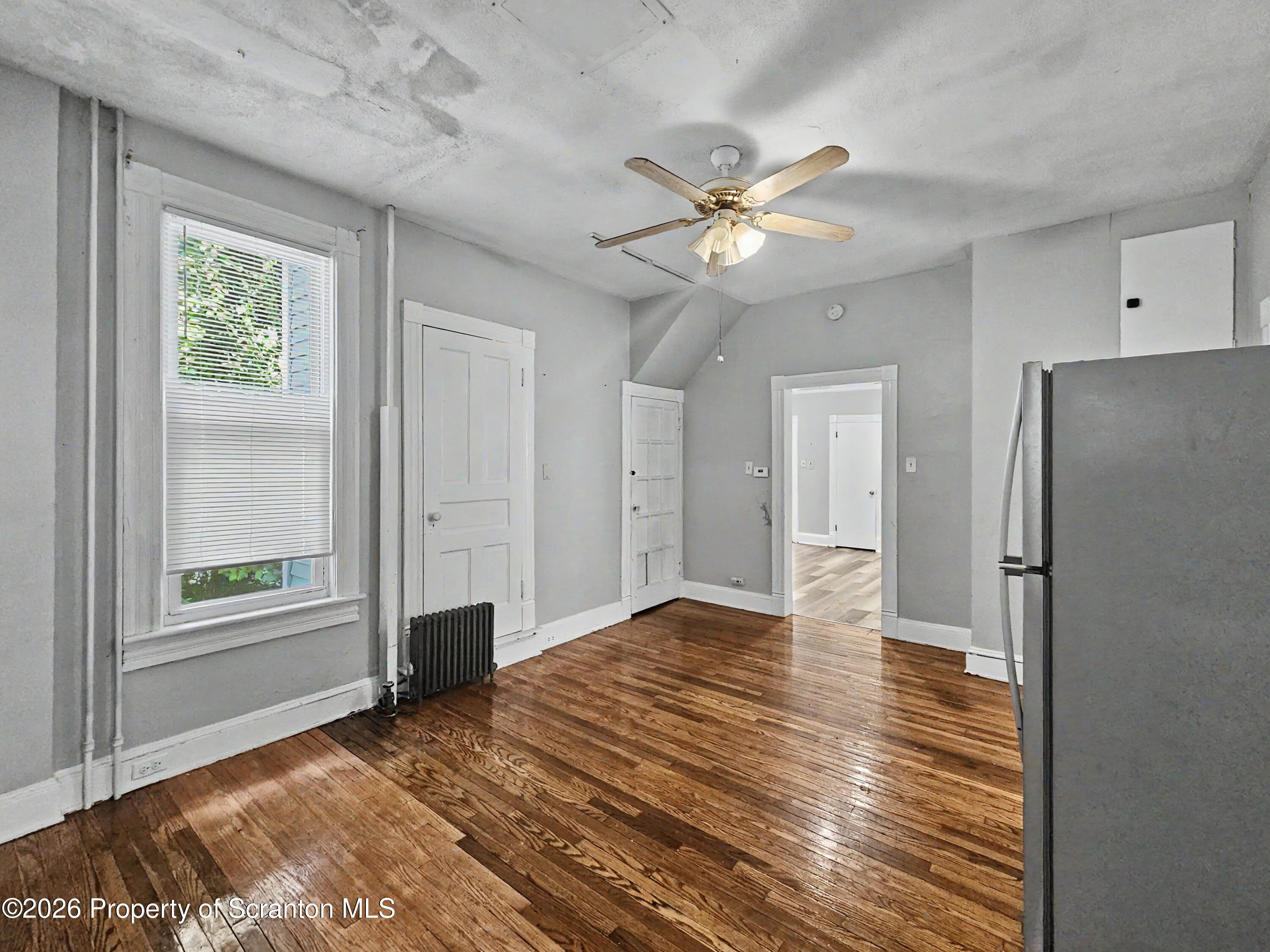 828 Cedar Avenue Unit: 1st Fl
