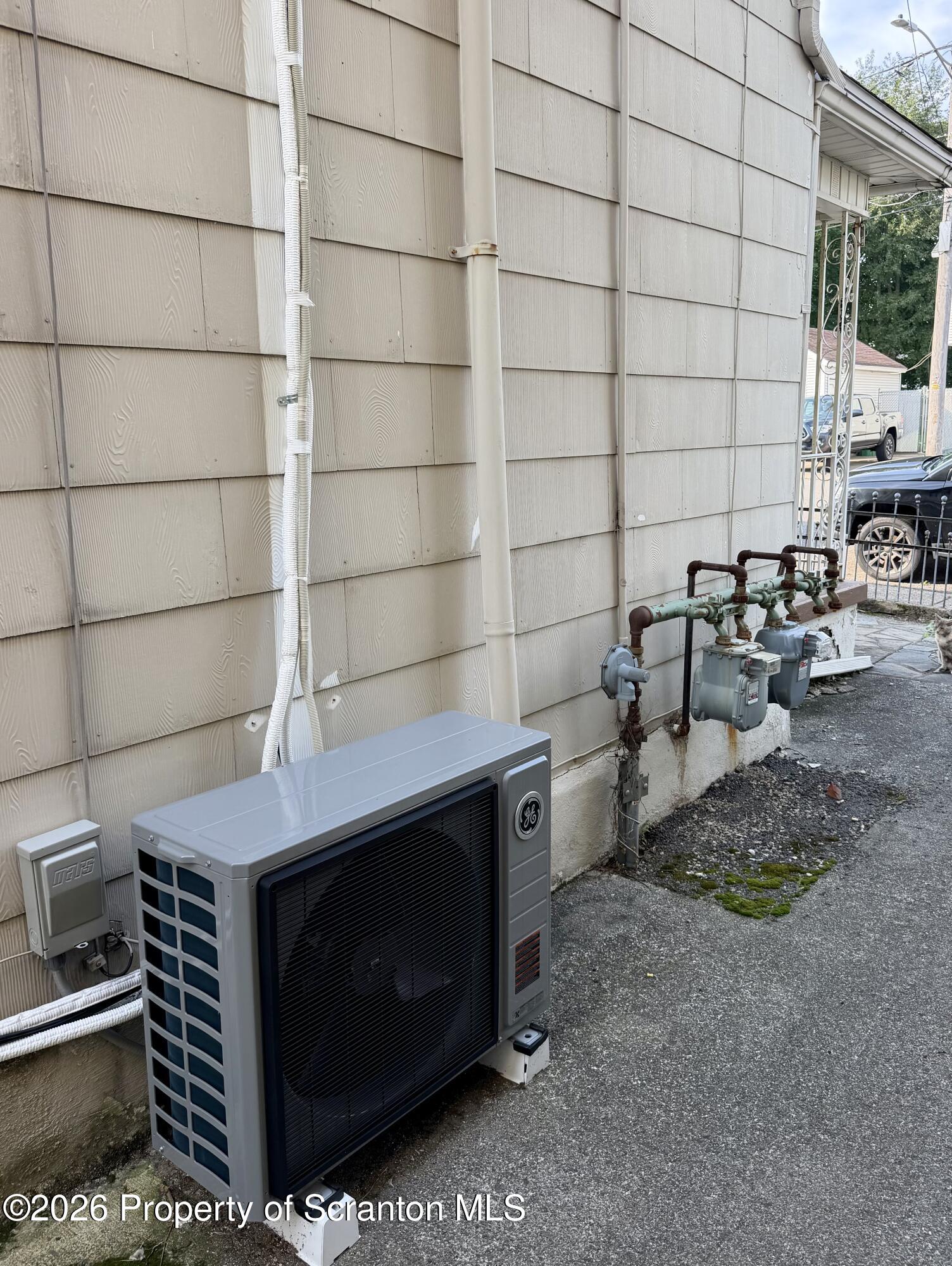 319 Dolph Street Unit: 319
