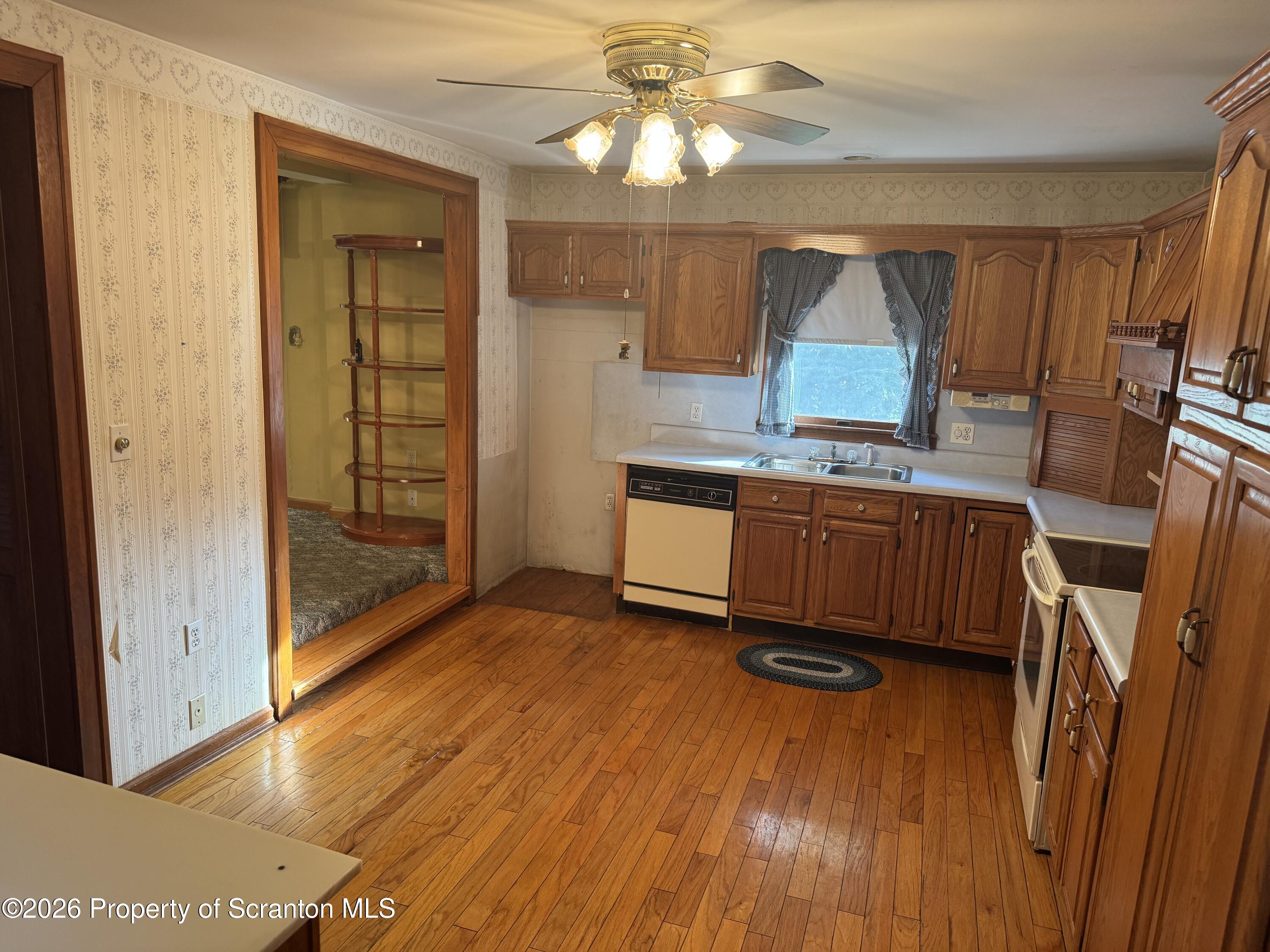 136 Buttonwood Street