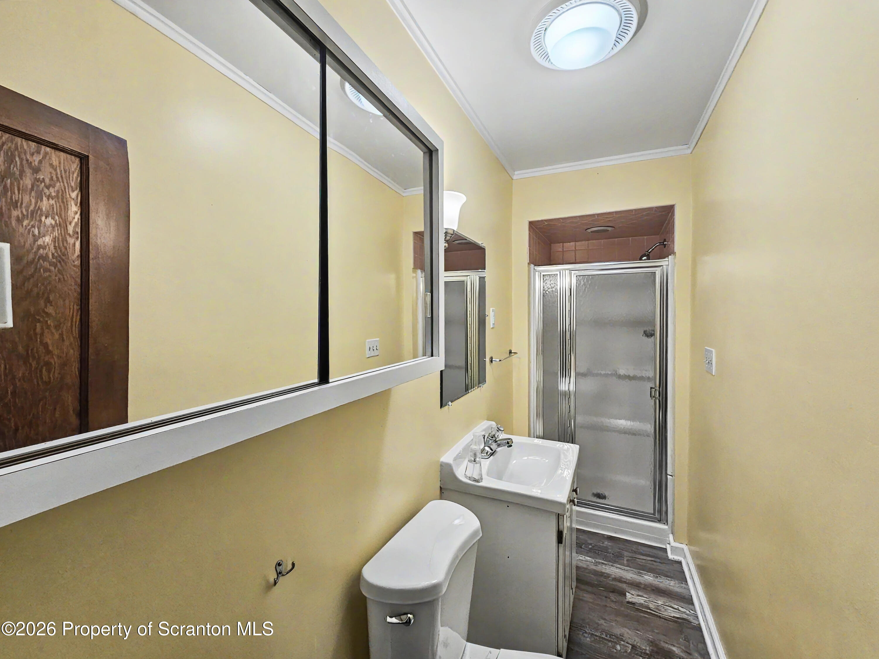 132 Smith Street Unit: 1st Fl