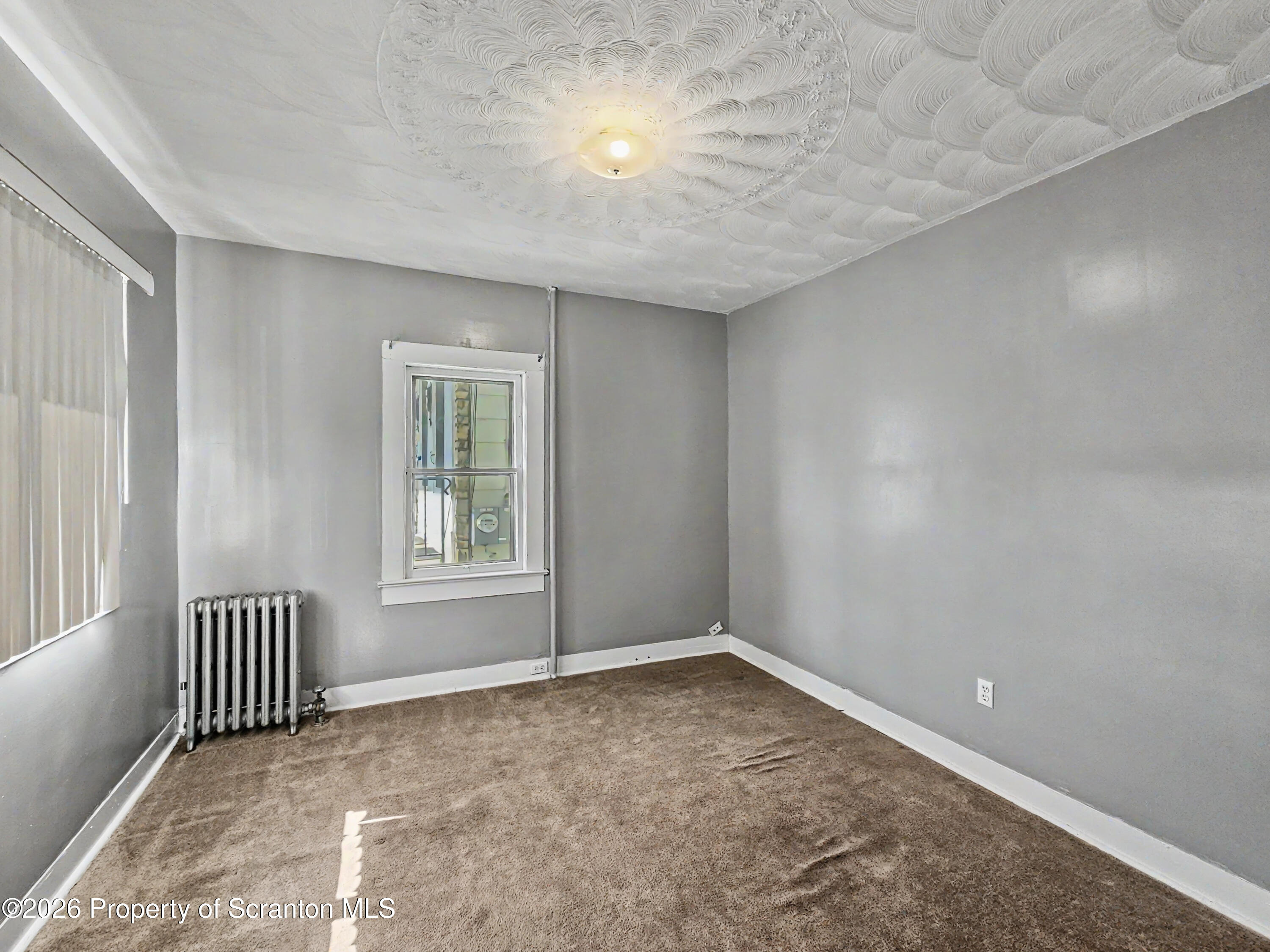 132 Smith Street Unit: 1st Fl