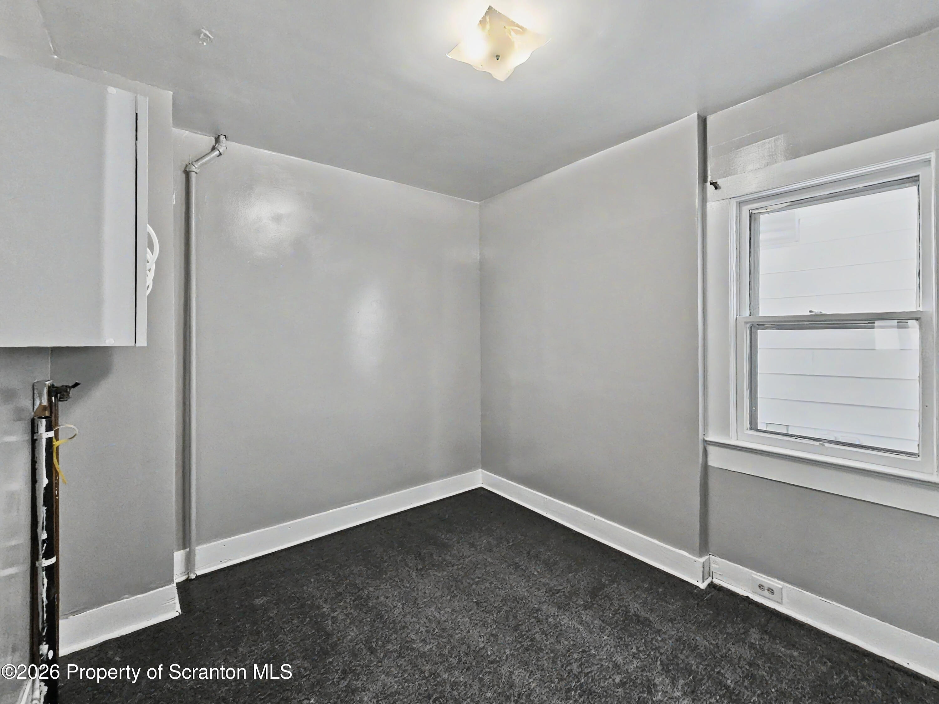 132 Smith Street Unit: 1st Fl