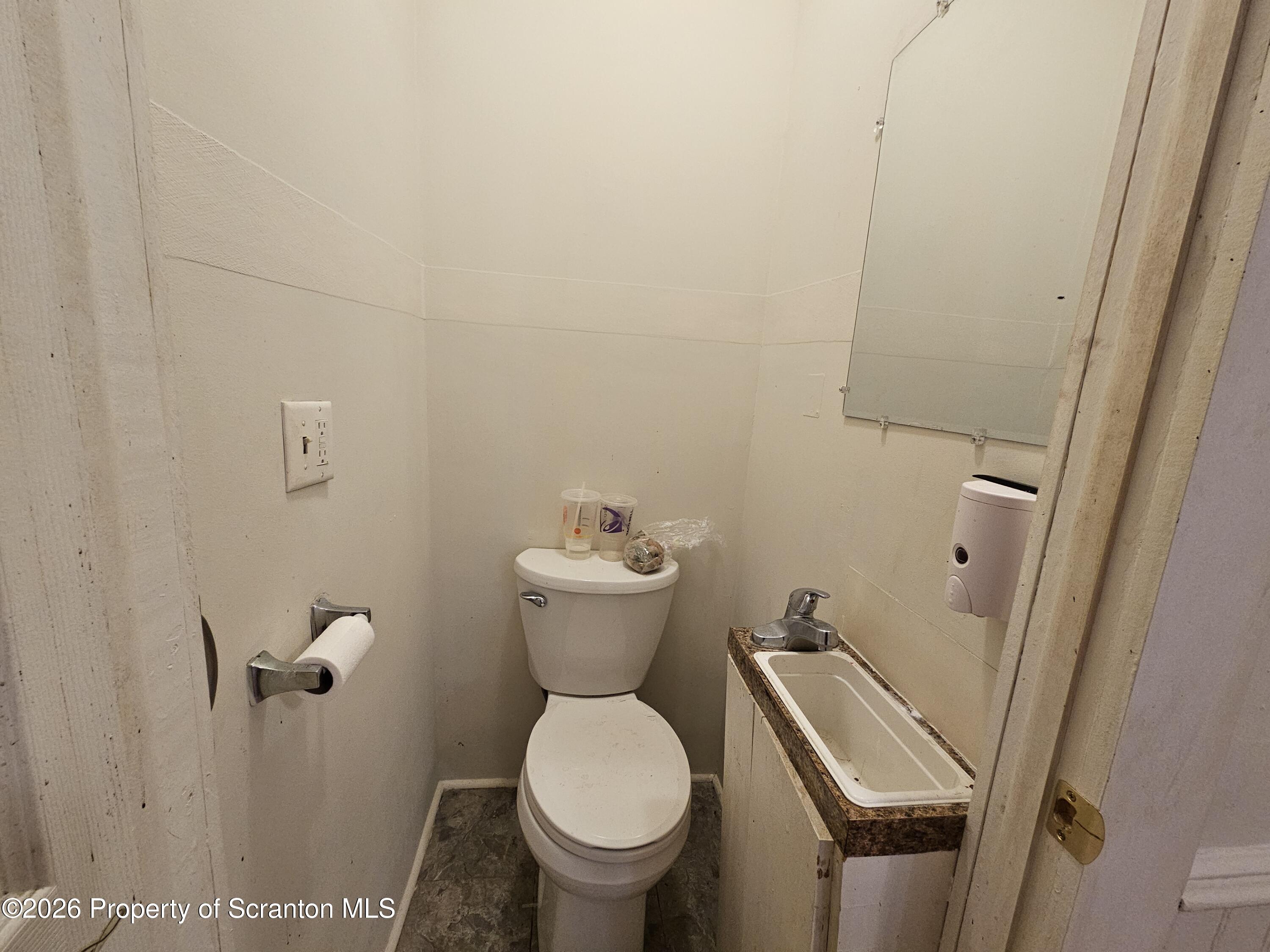 247 Belmont Street Unit: 2