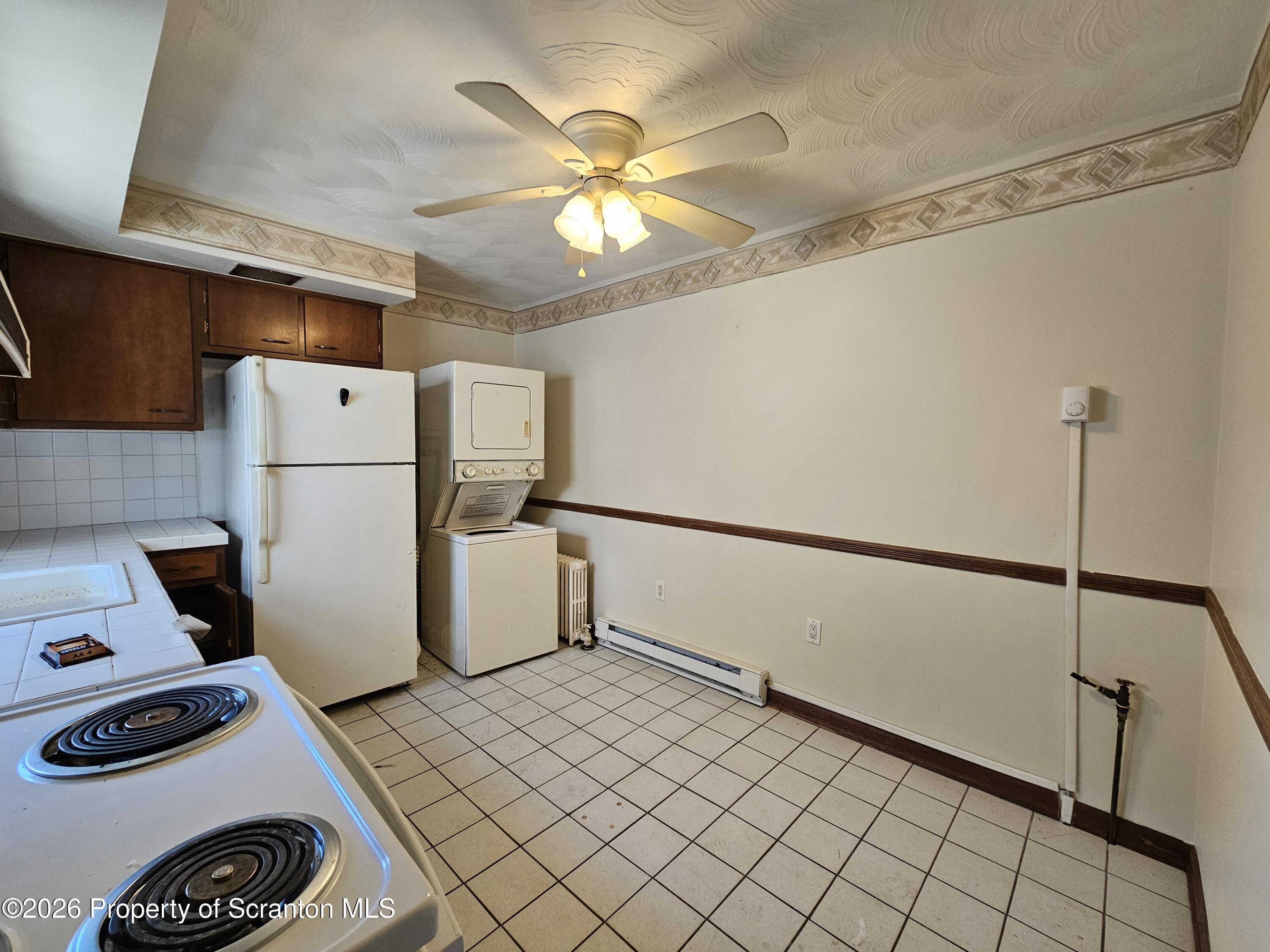 247 Belmont Street Unit: 2