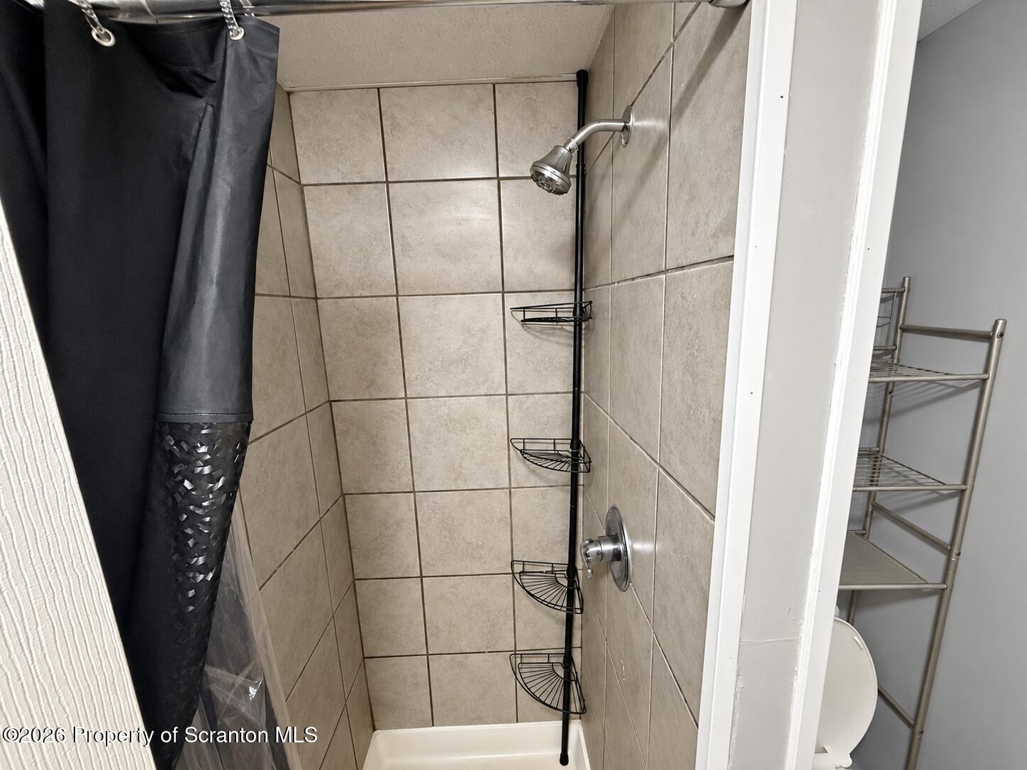 825 Main Street Unit: 2R