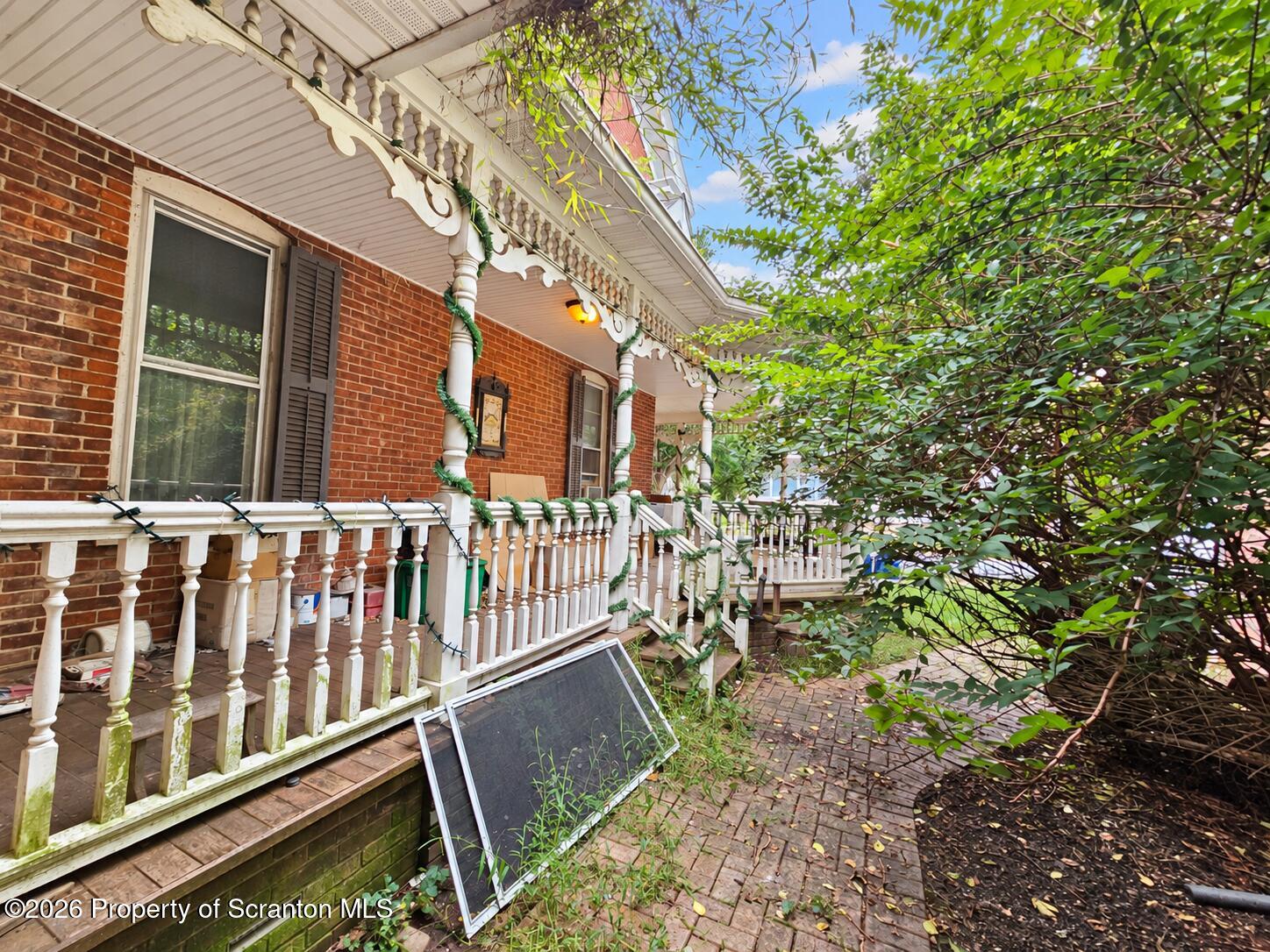 810 Scott Street