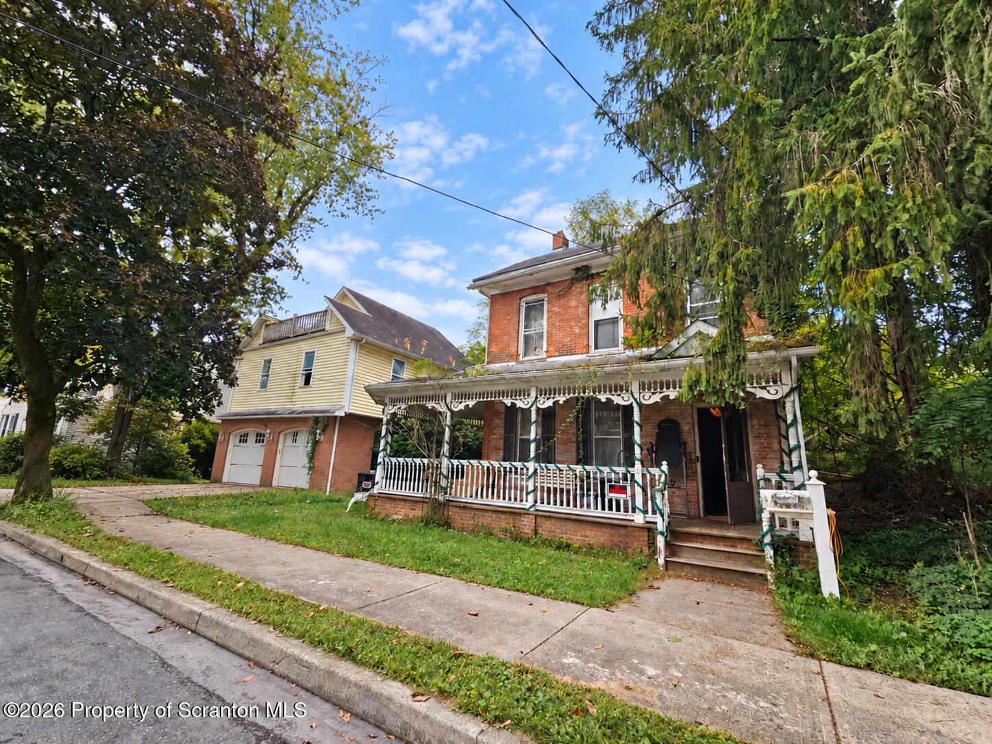 810 Scott Street