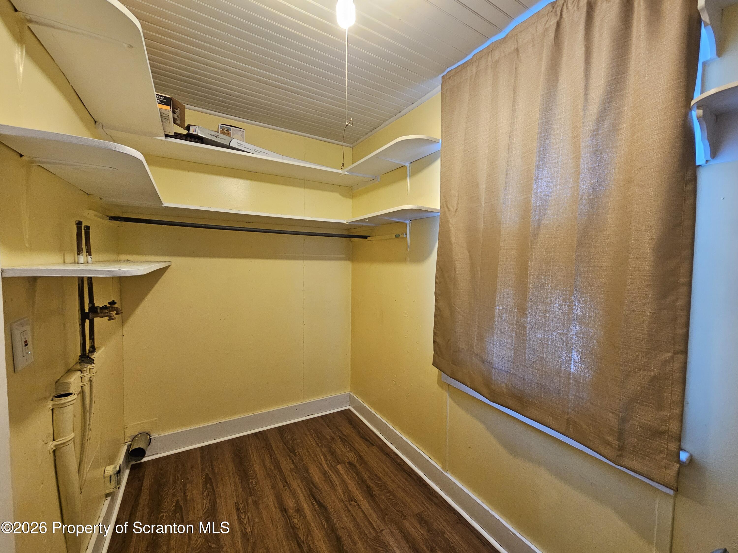 132 Smith Street Unit: 2nd fl
