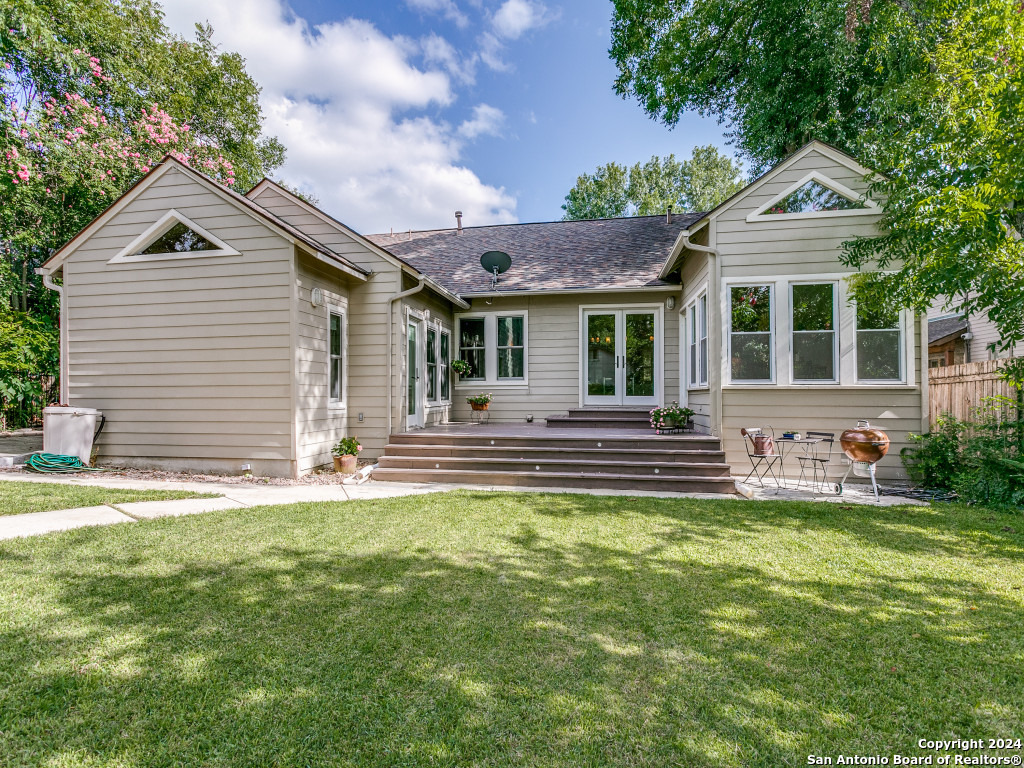 207 INSLEE AVE