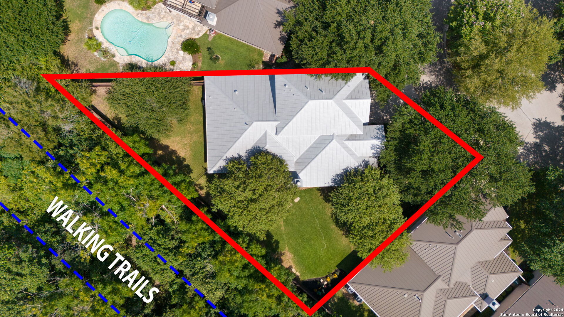 15 STONELEIGH WAY