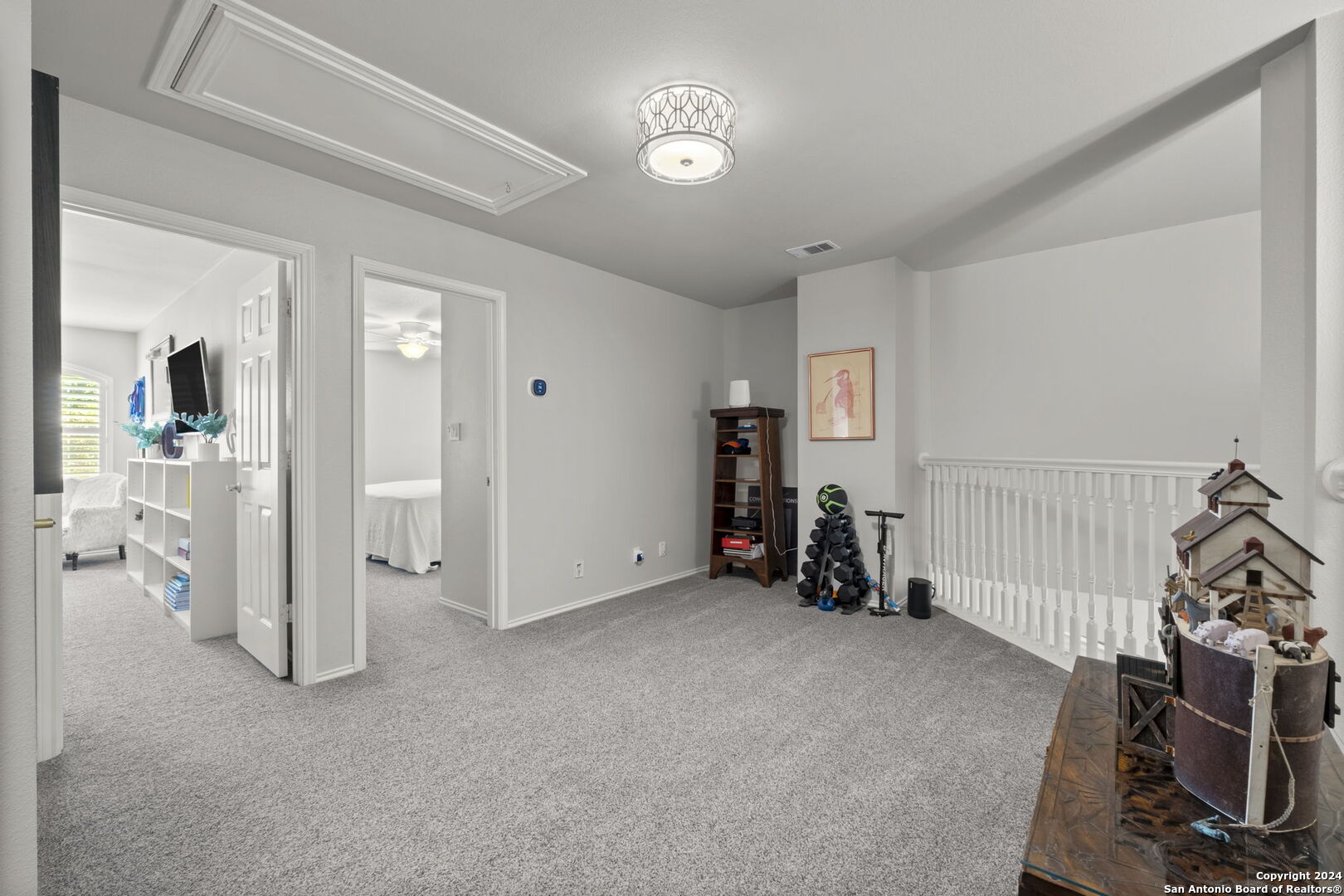 15 STONELEIGH WAY