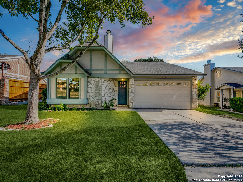 9742 SPRUCE RIDGE DR