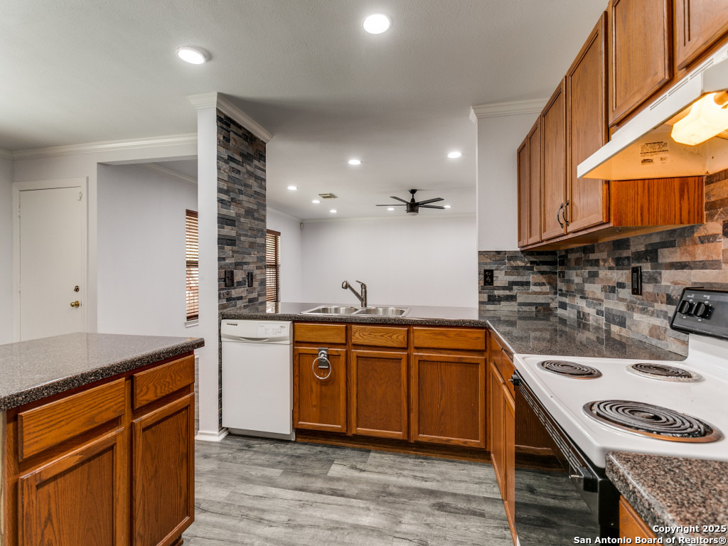 6303 Maverick Trail