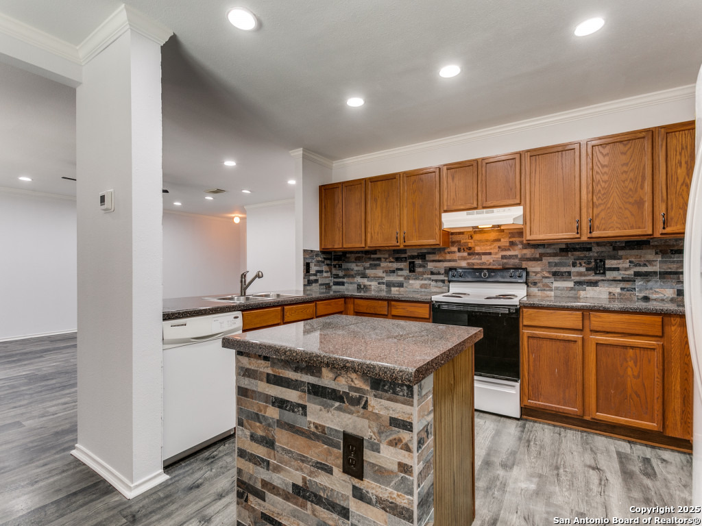 6303 Maverick Trail