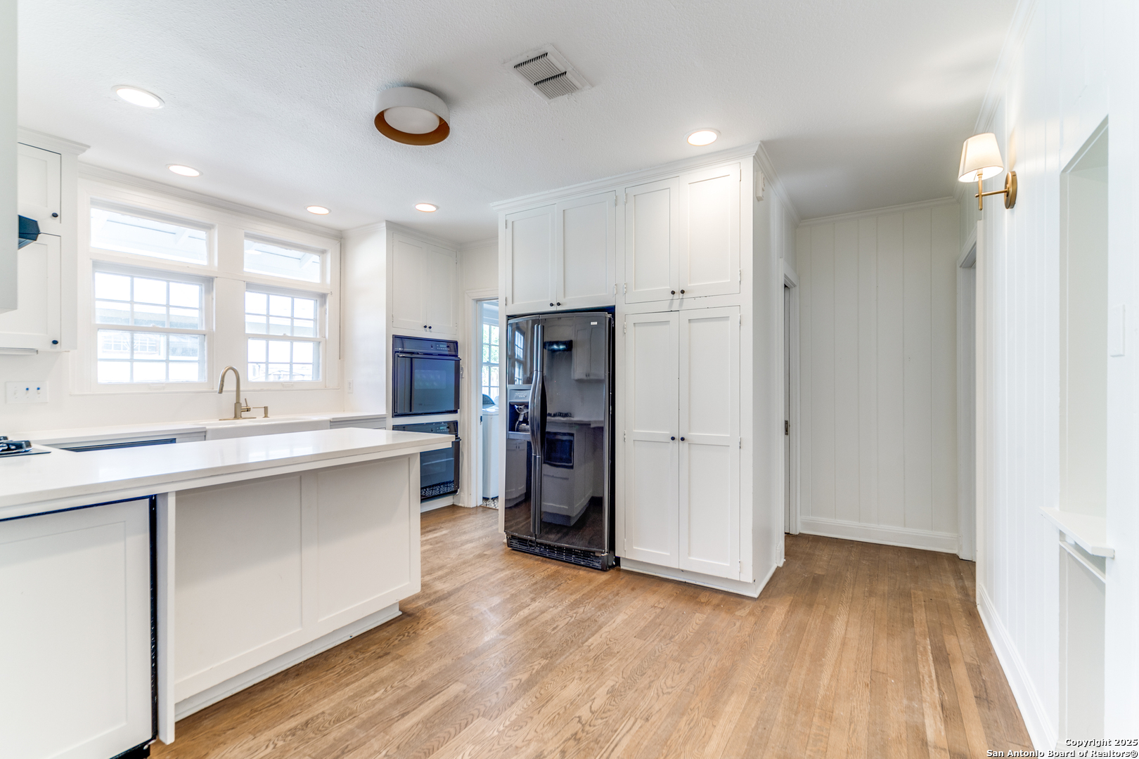 221 redwood
