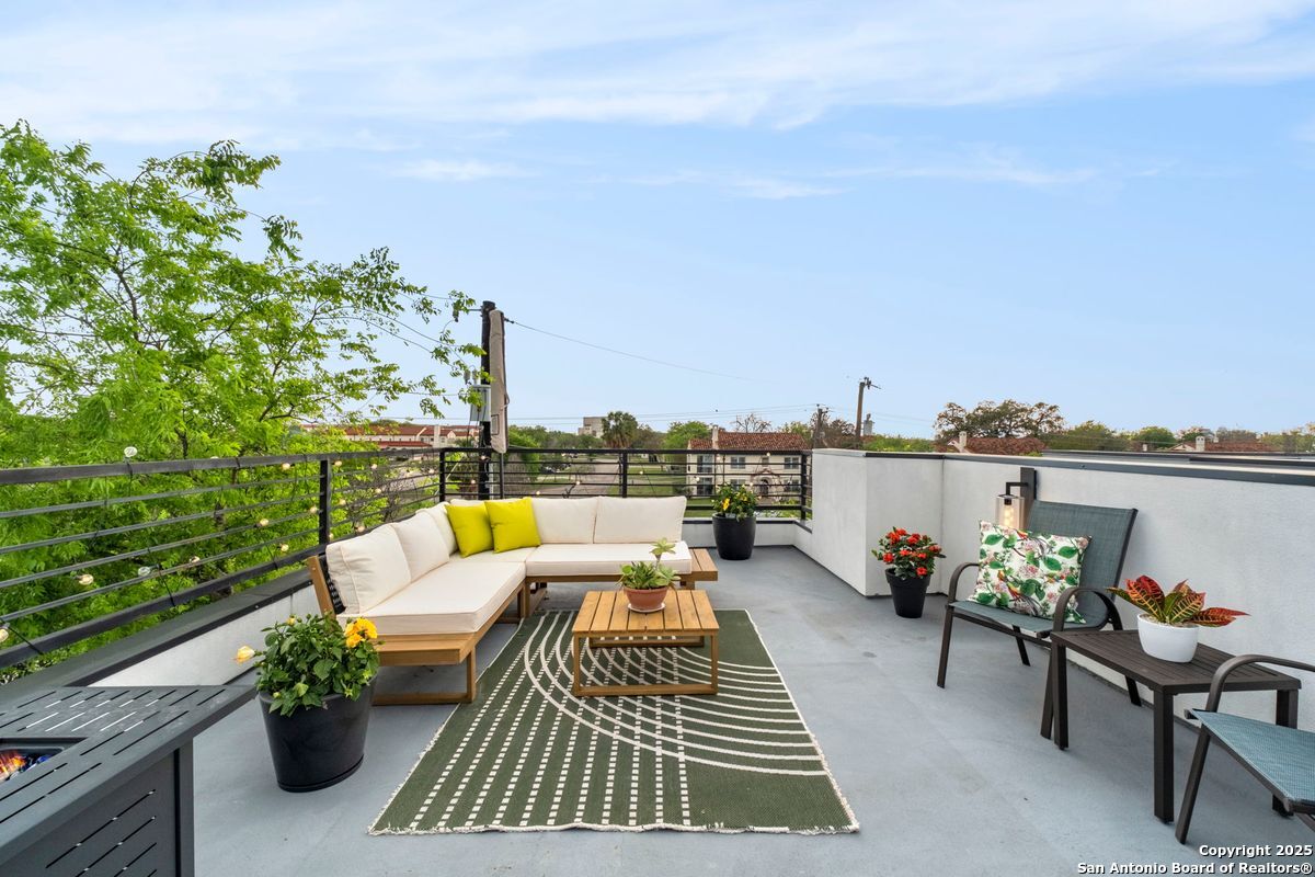 719 Eleanor Ave Unit 102 102