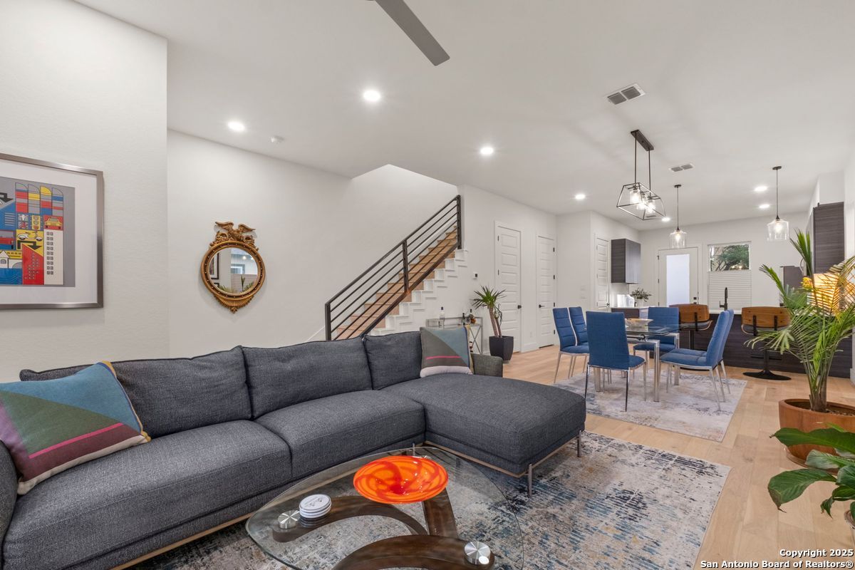 719 Eleanor Ave Unit 102 102