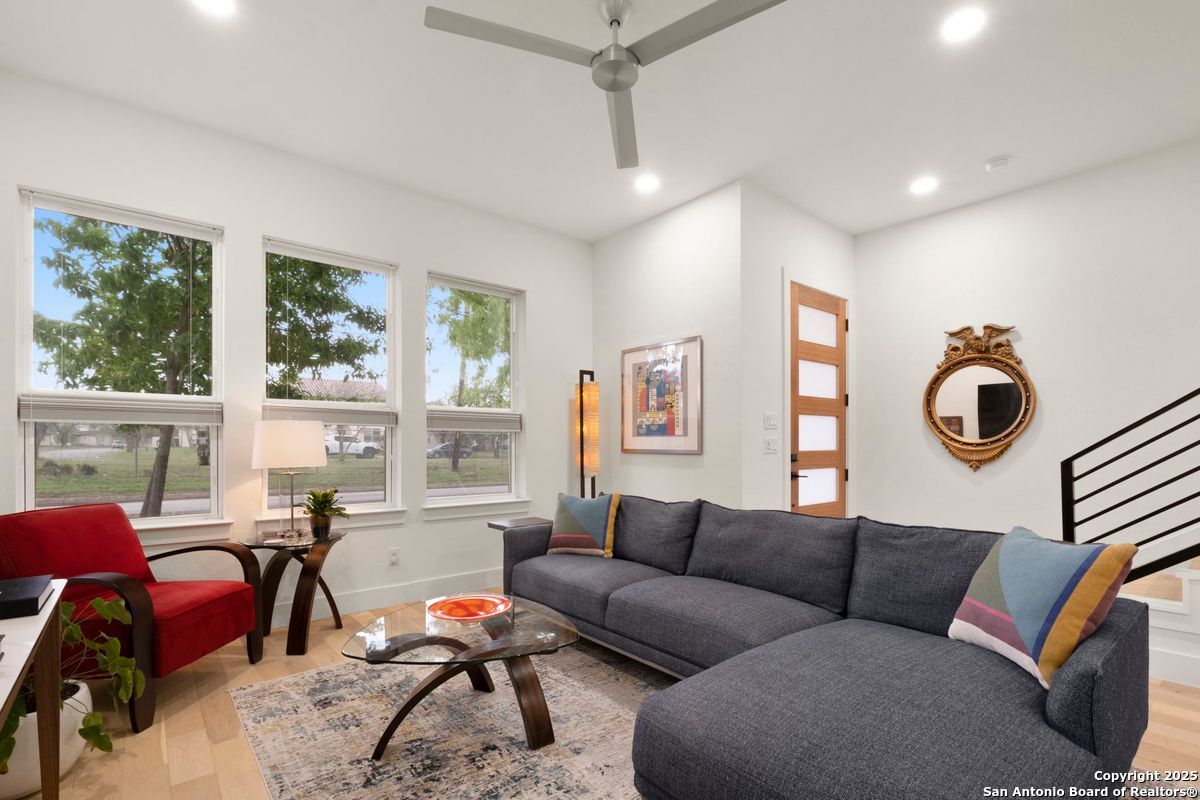 719 Eleanor Ave Unit 102 102