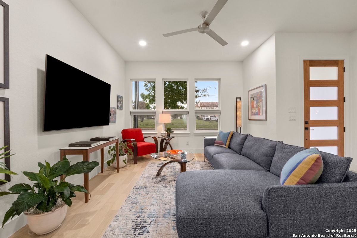 719 Eleanor Ave Unit 102 102