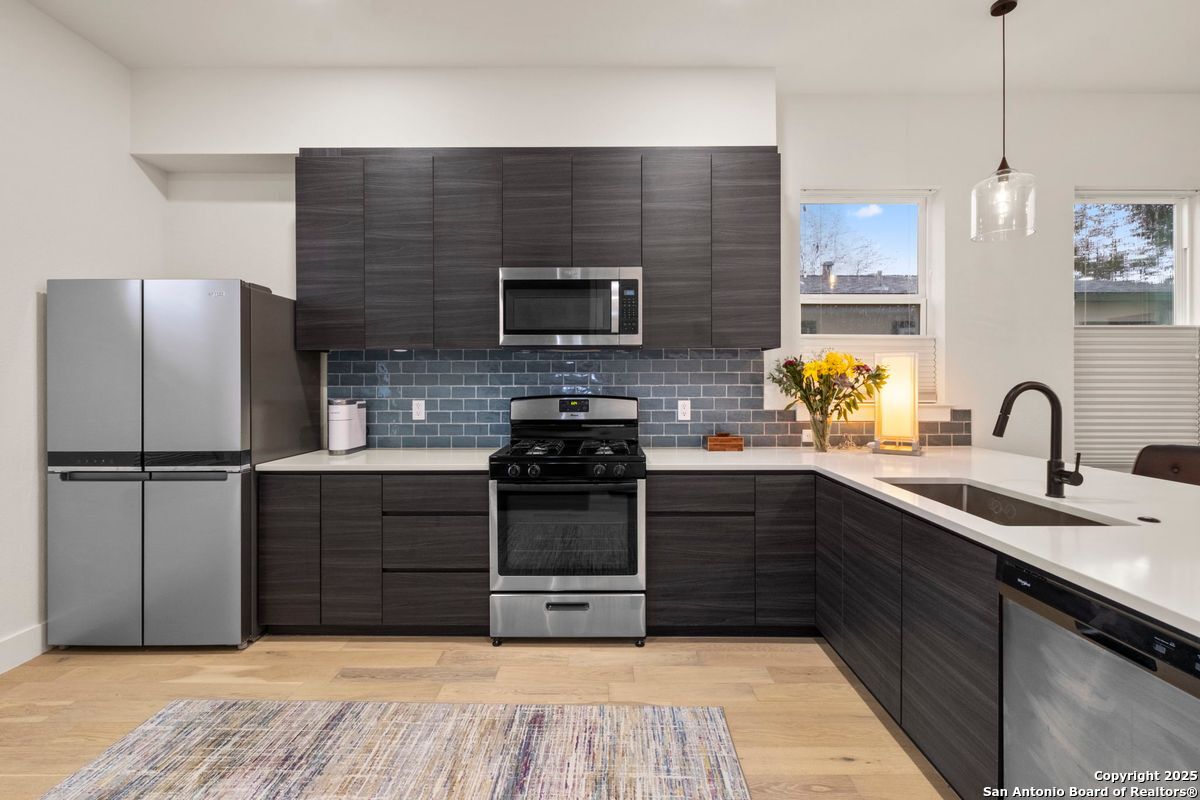 719 Eleanor Ave Unit 102 102