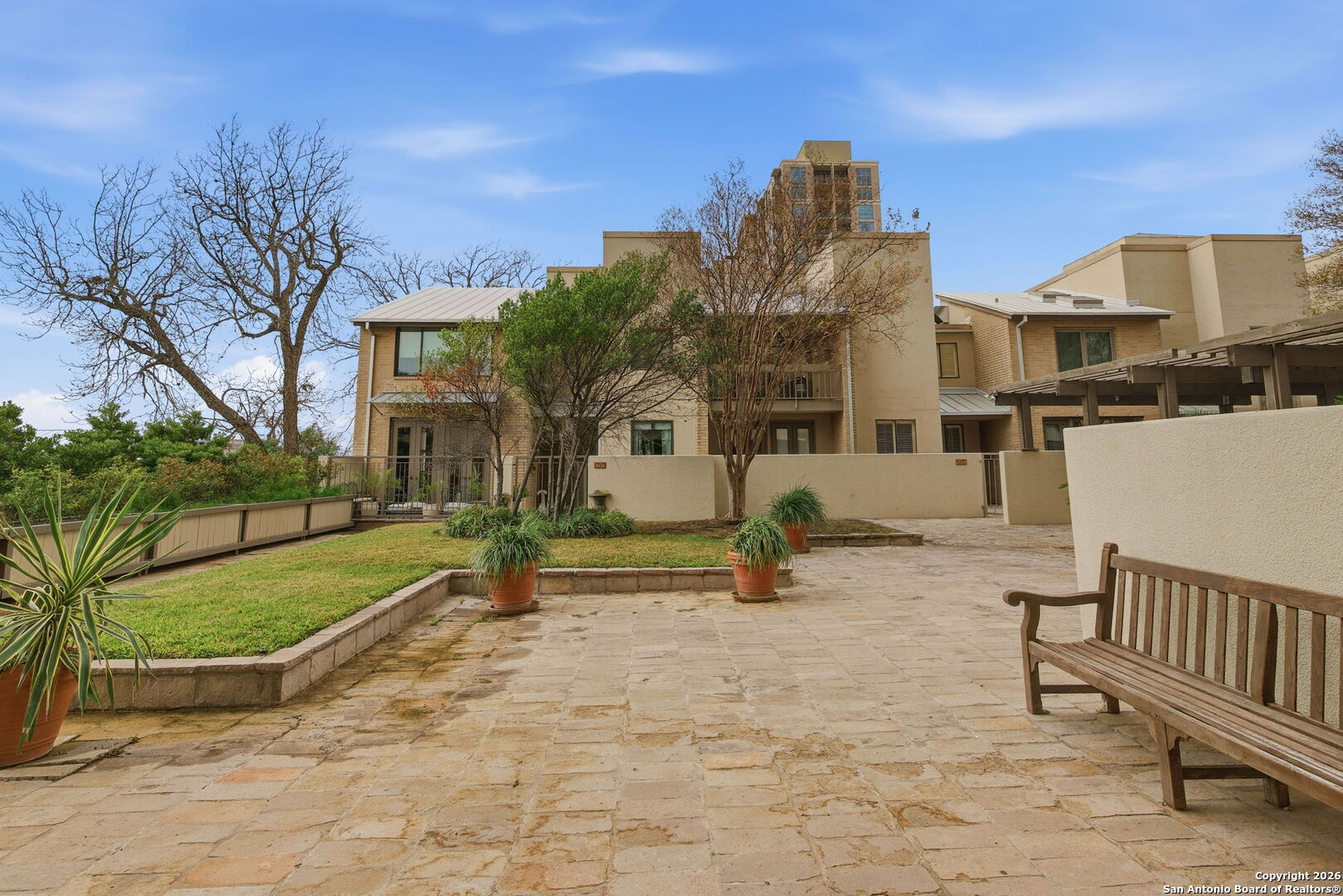4001 N. New Braunfels APT 1206A