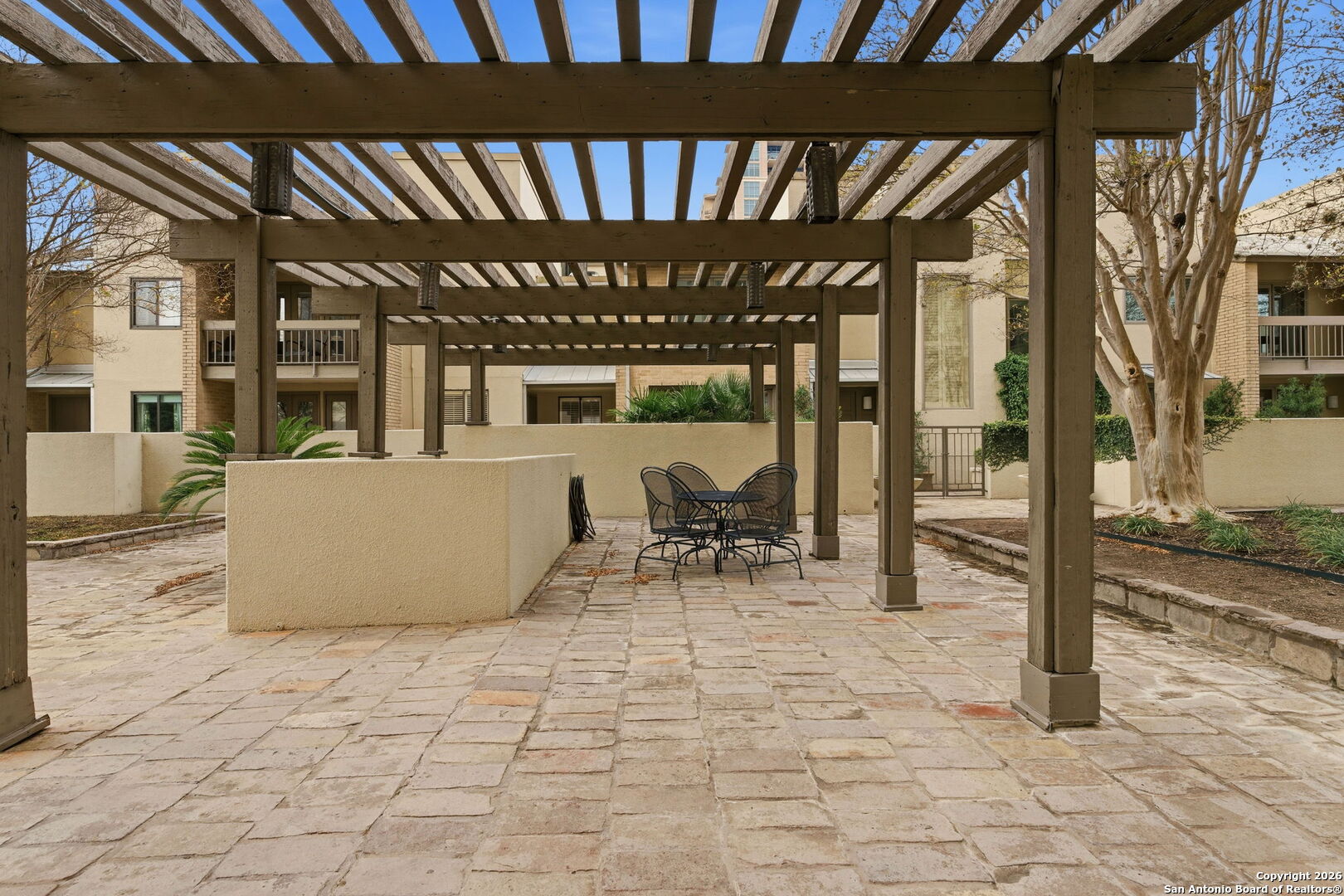 4001 N. New Braunfels APT 1206A